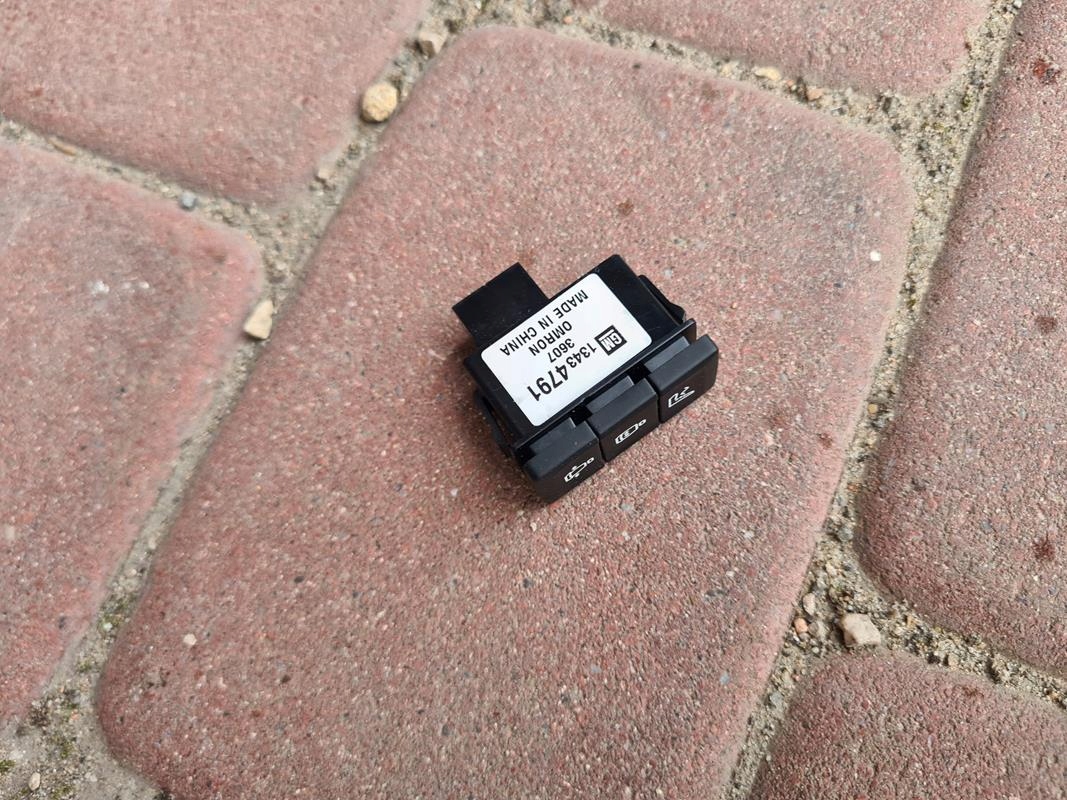 button masazu seat Opel Insignia B 13434791