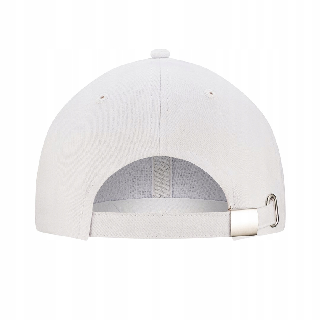 CZAPKA Z DASZKIEM I METALOWYM ZAPIĘCIEM Z WŁASNYM HAFTOWANYM NAPISEM BIAŁA Kod producenta CZAPKA Z DASZKIEM Z TWOIM WŁASNYM NAPISEM