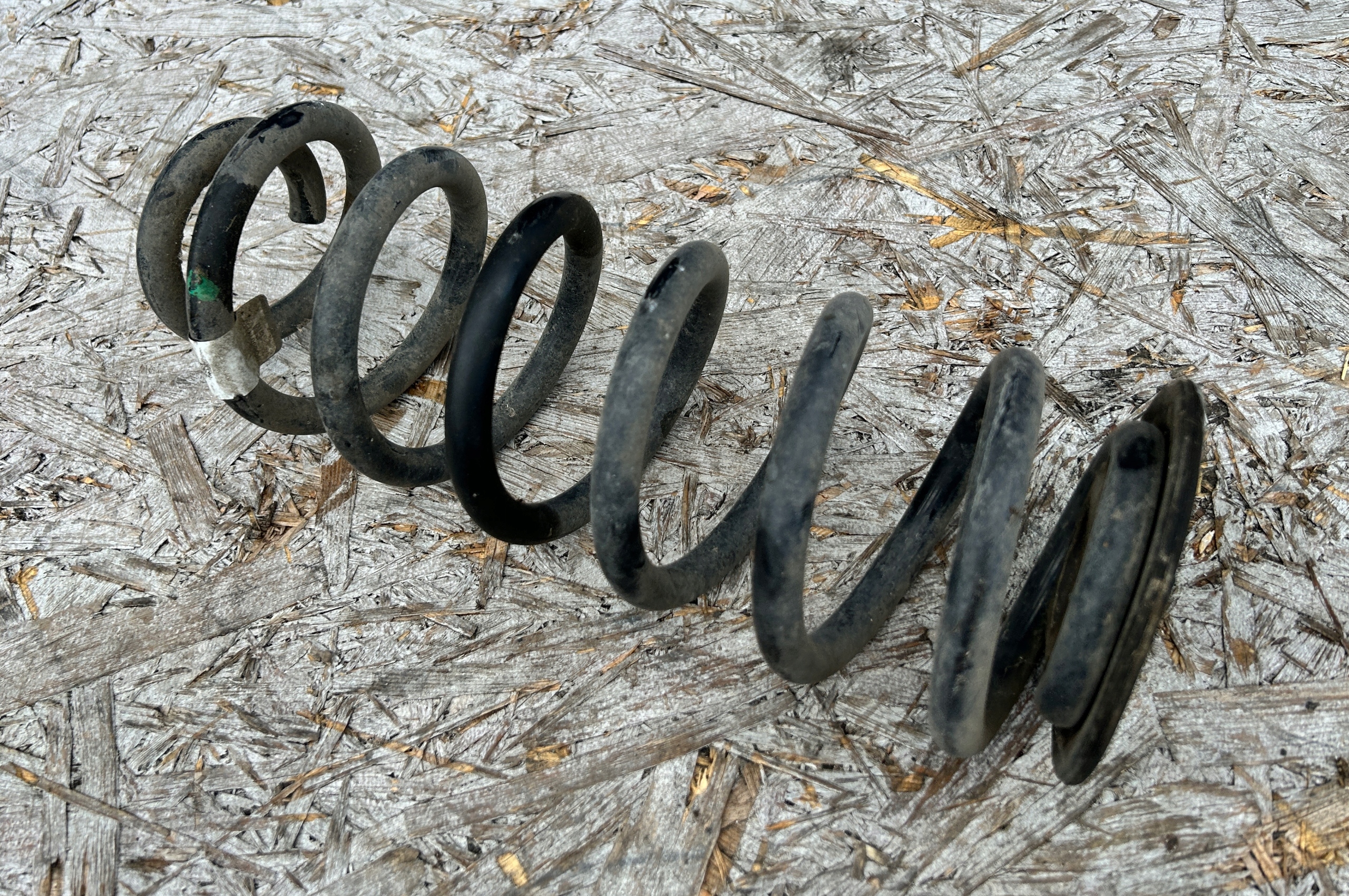springs springing rear part VW GOLF VII 12- KOMBI 5Q0511115 PARA