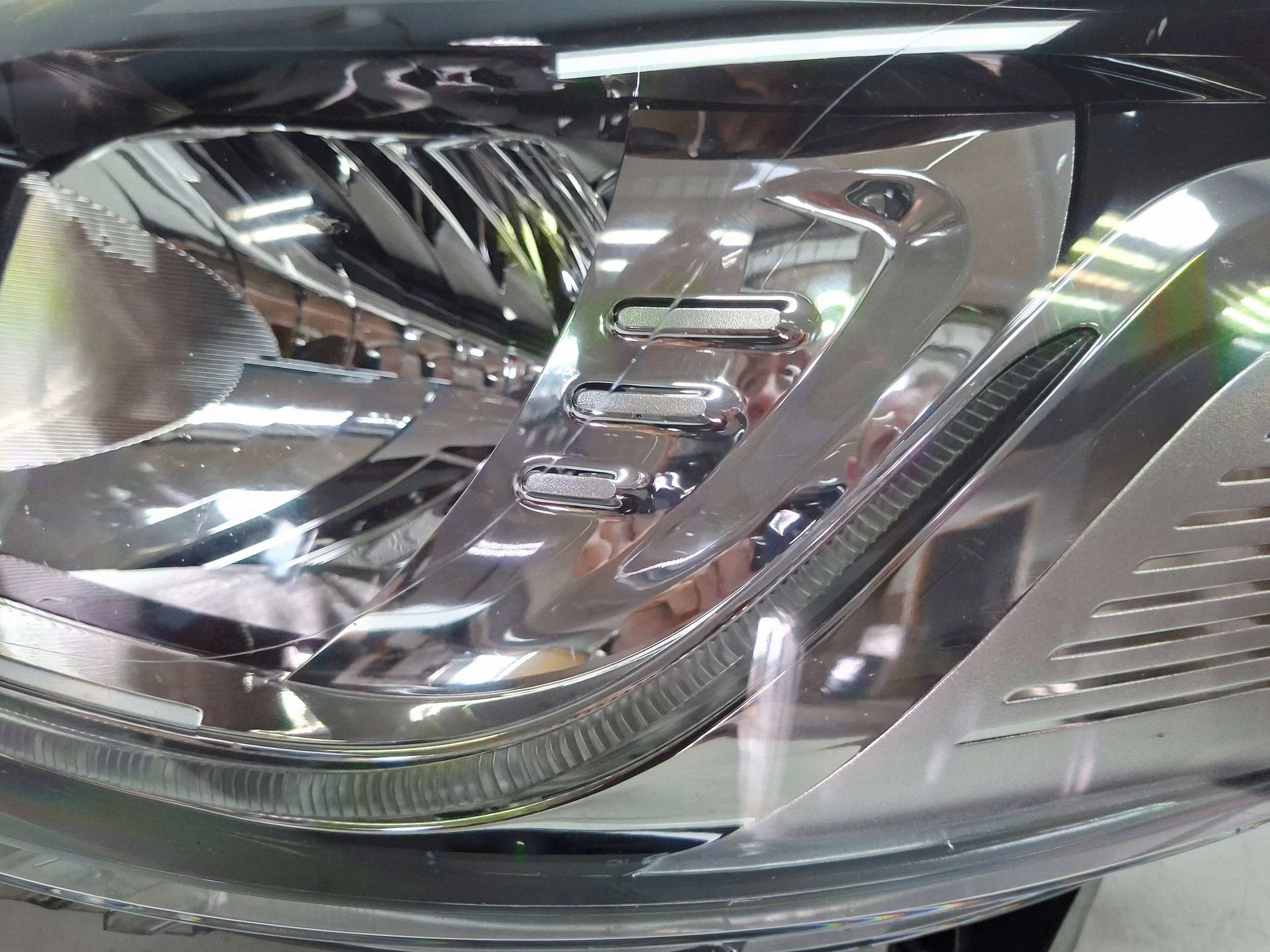 light front left 260609947R RENAULT TRAFIC III LED 2014