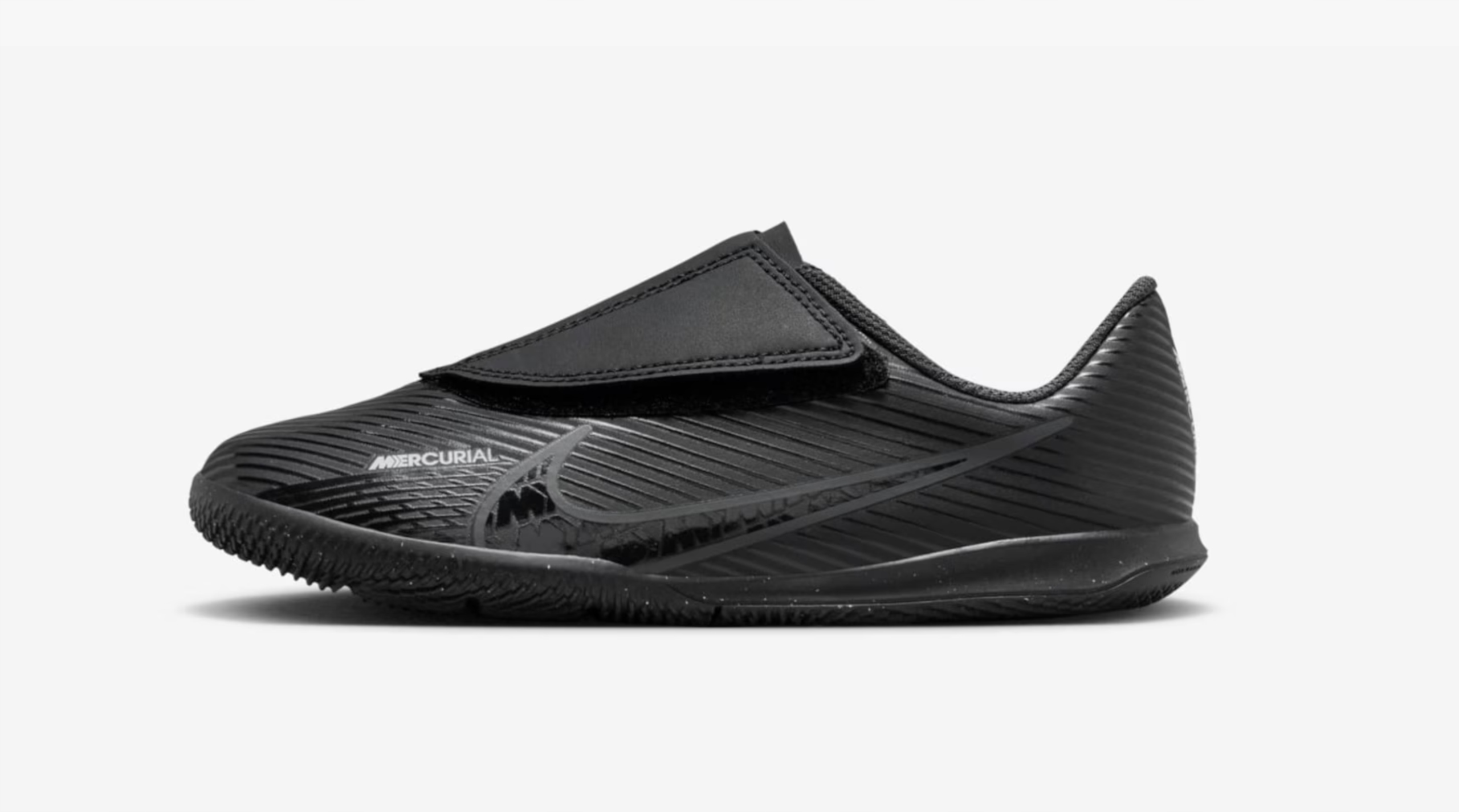 Halówki Na Na Rzep Nike Jr Vapor 15 Club IC Ps r. 29,5 DJ5957 001