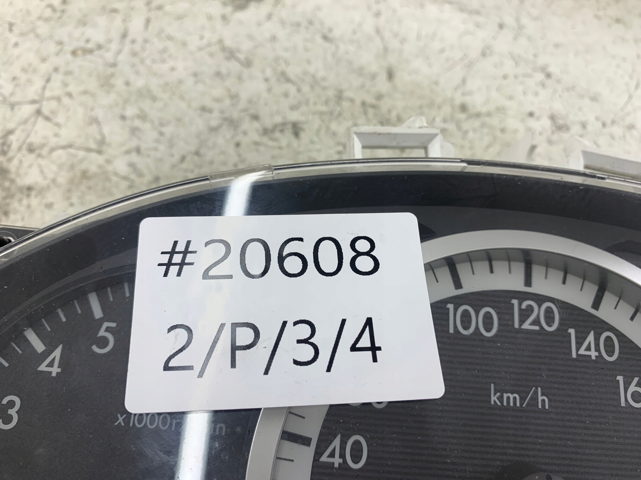MAZDA 5 and CR 2.0 dials dials CC33A