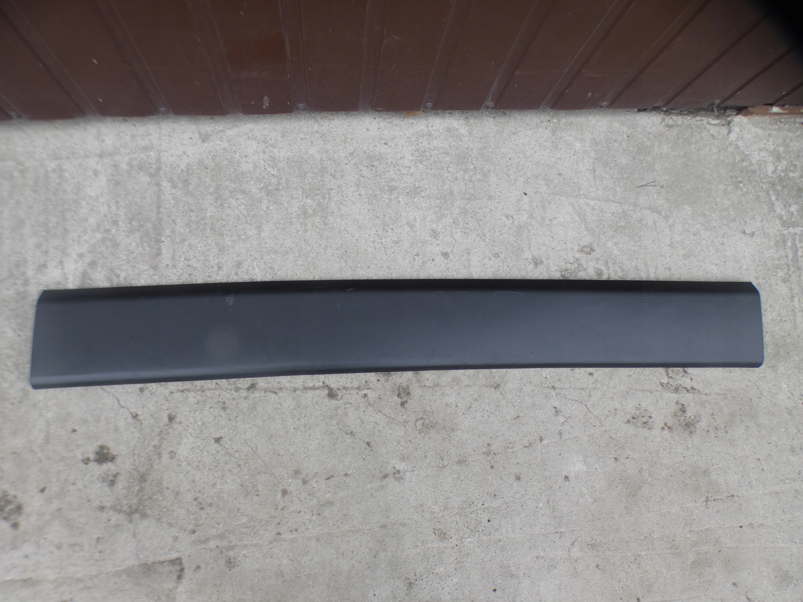 moulding side left RENAULT MASTER III IV 828210160R