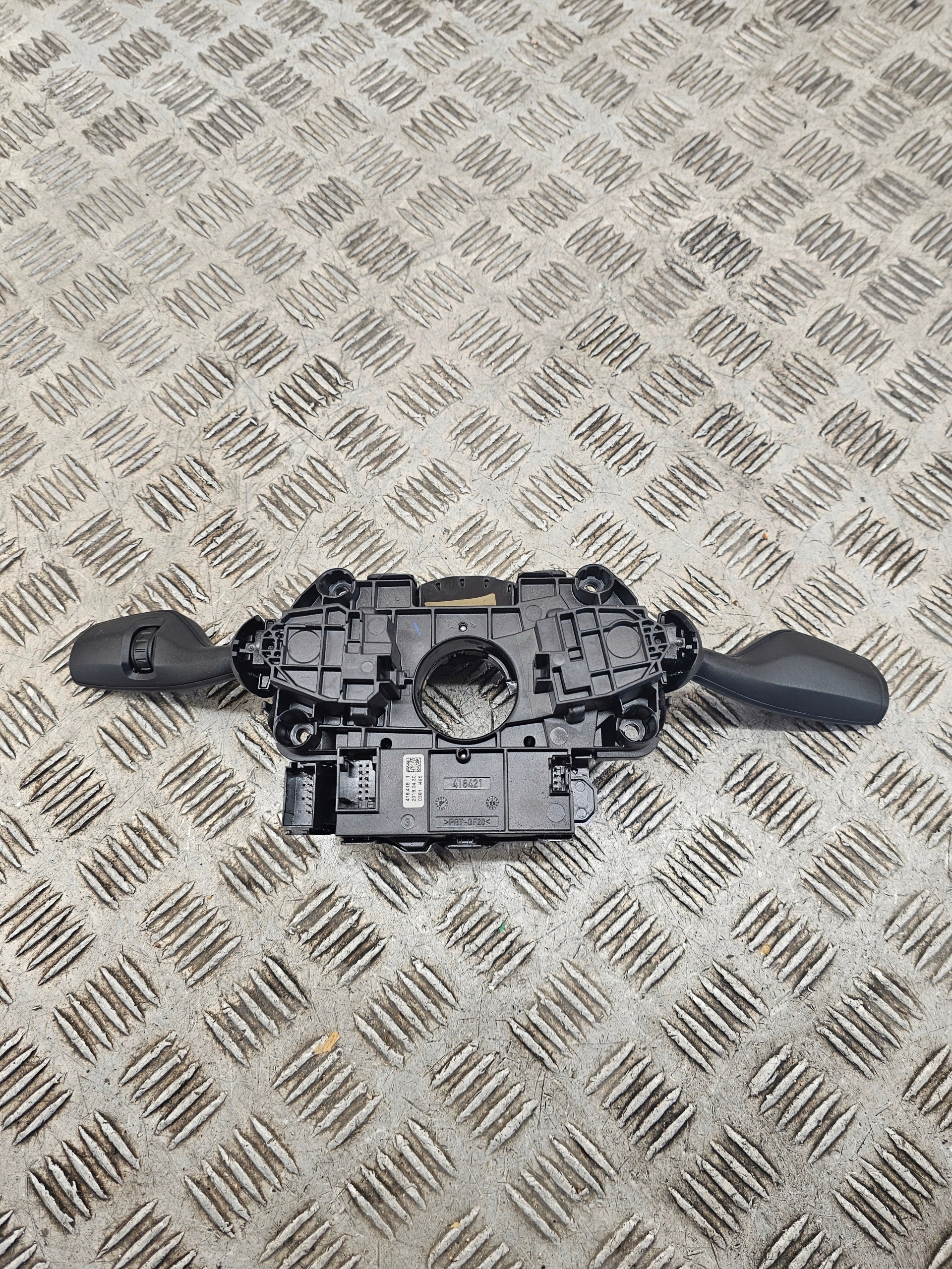 BMW 5 G30 G31 MANETKA DEVIO LUCI TERGICRISTALLO TERGI 416418