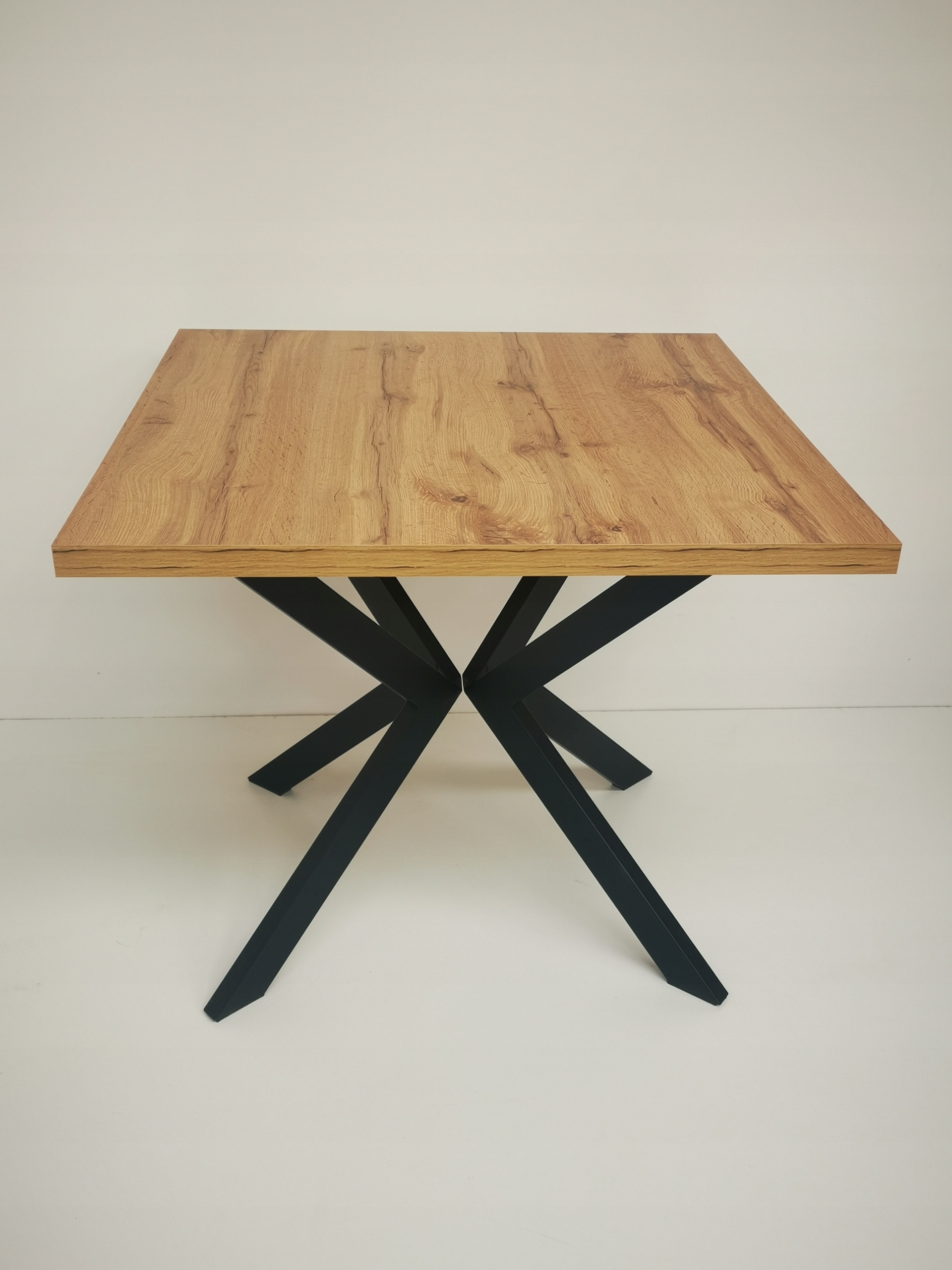 Stół do restauracji, kawiarni, baru 80x80x3,6 Dąb Wotan n.czarna Kolekcja bar