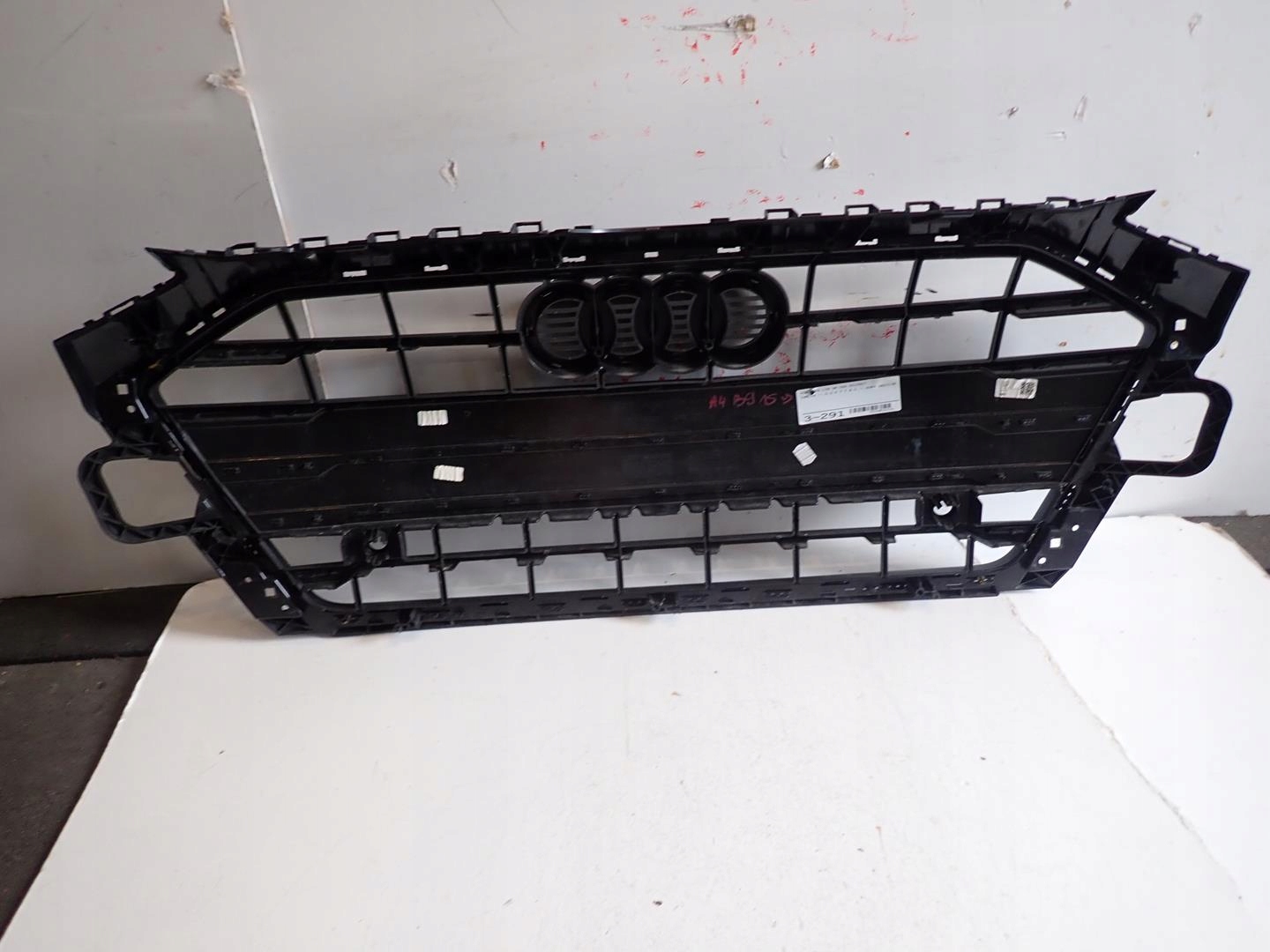 GRILL AUDI A4 B9 LIFT 2019- 8W0853651DF