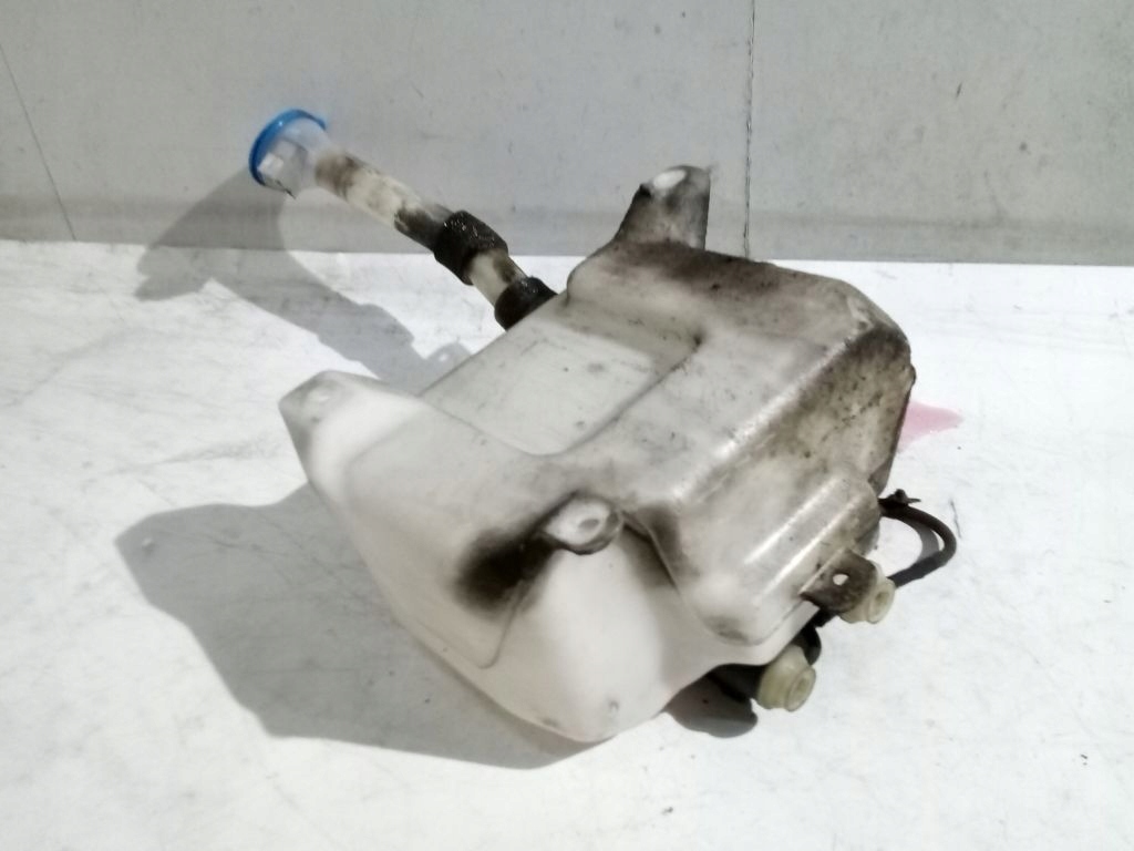 Honda Accord VII 7 kombi Behälter Spritzdüse