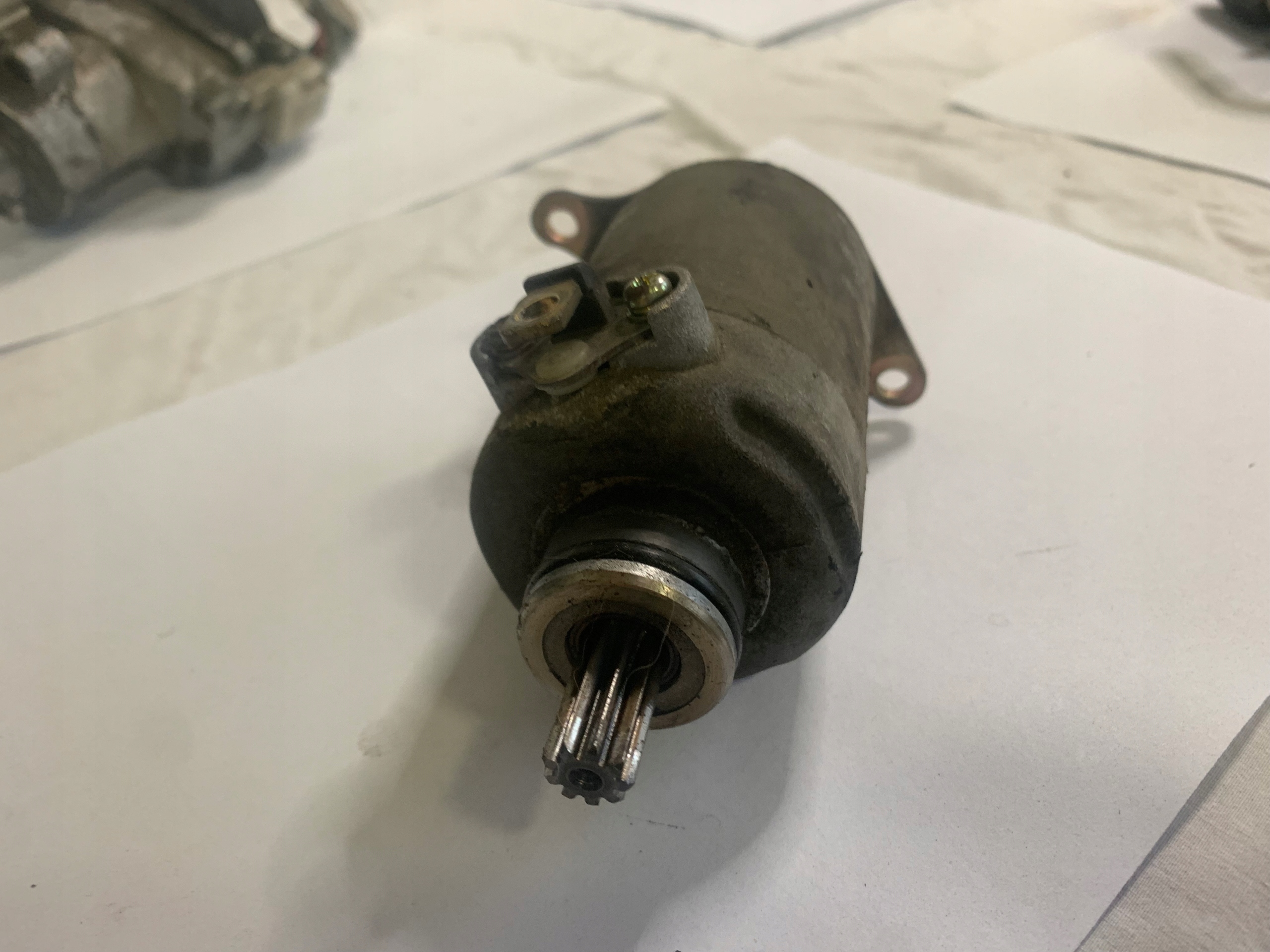 Kymco Grand Dink 125 rozrusznik Numer katalogowy części 823912365487