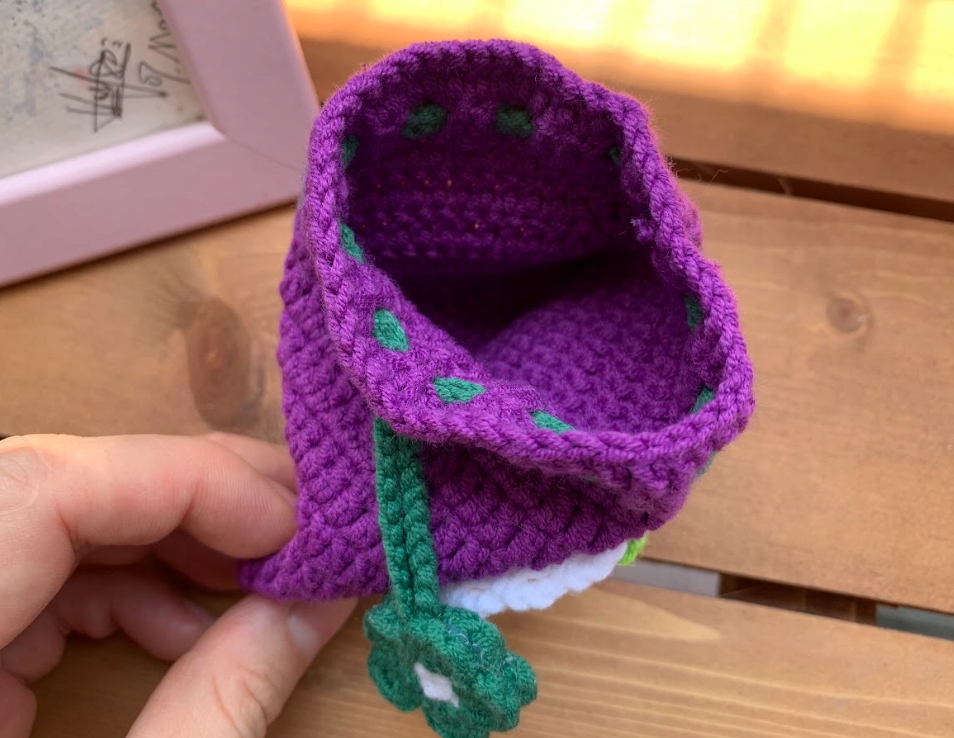 Portmonetka woreczek winogrona Kolor fioletowy