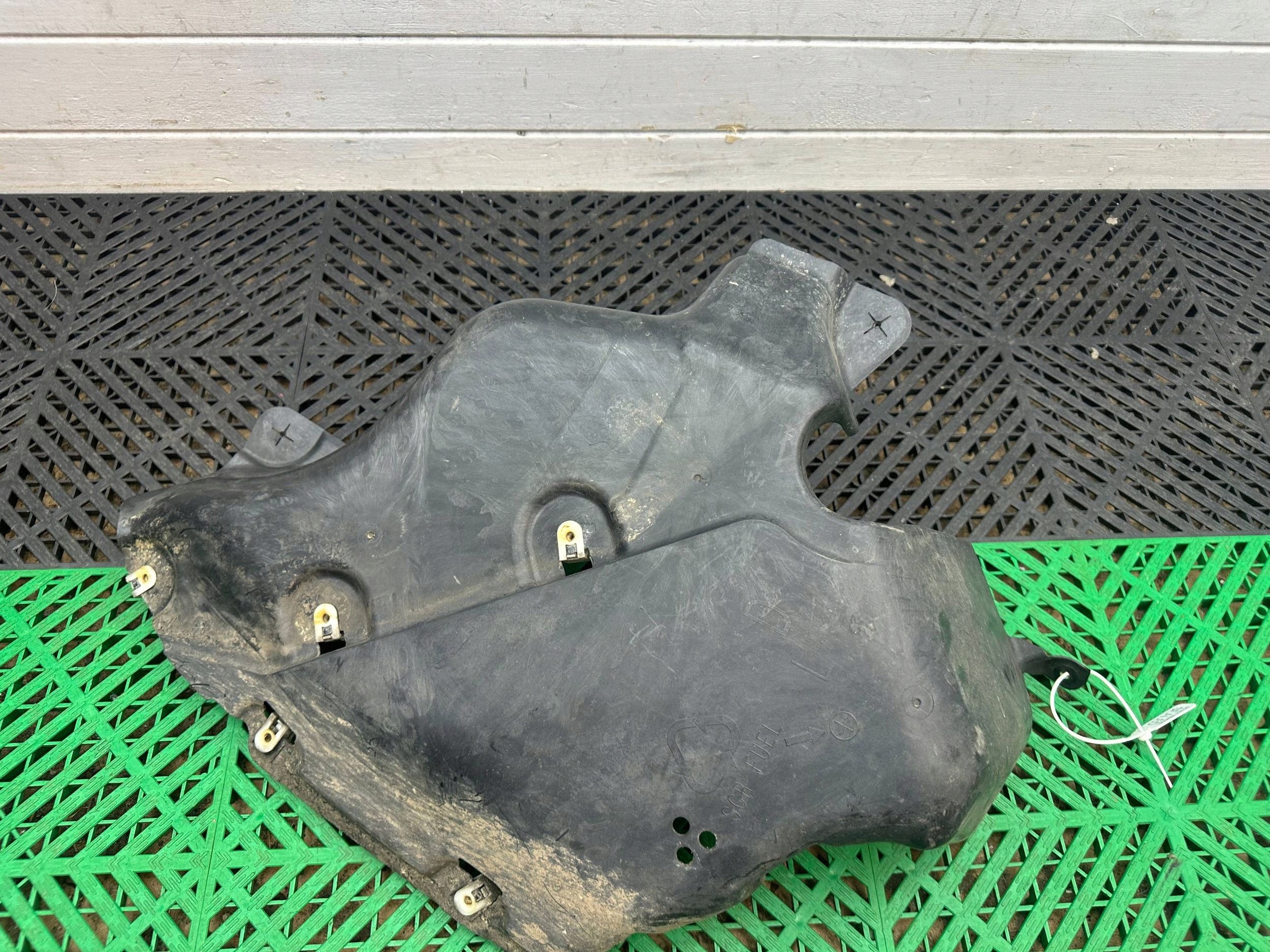 cover front chassis BMW 3 G20 G21 7447185