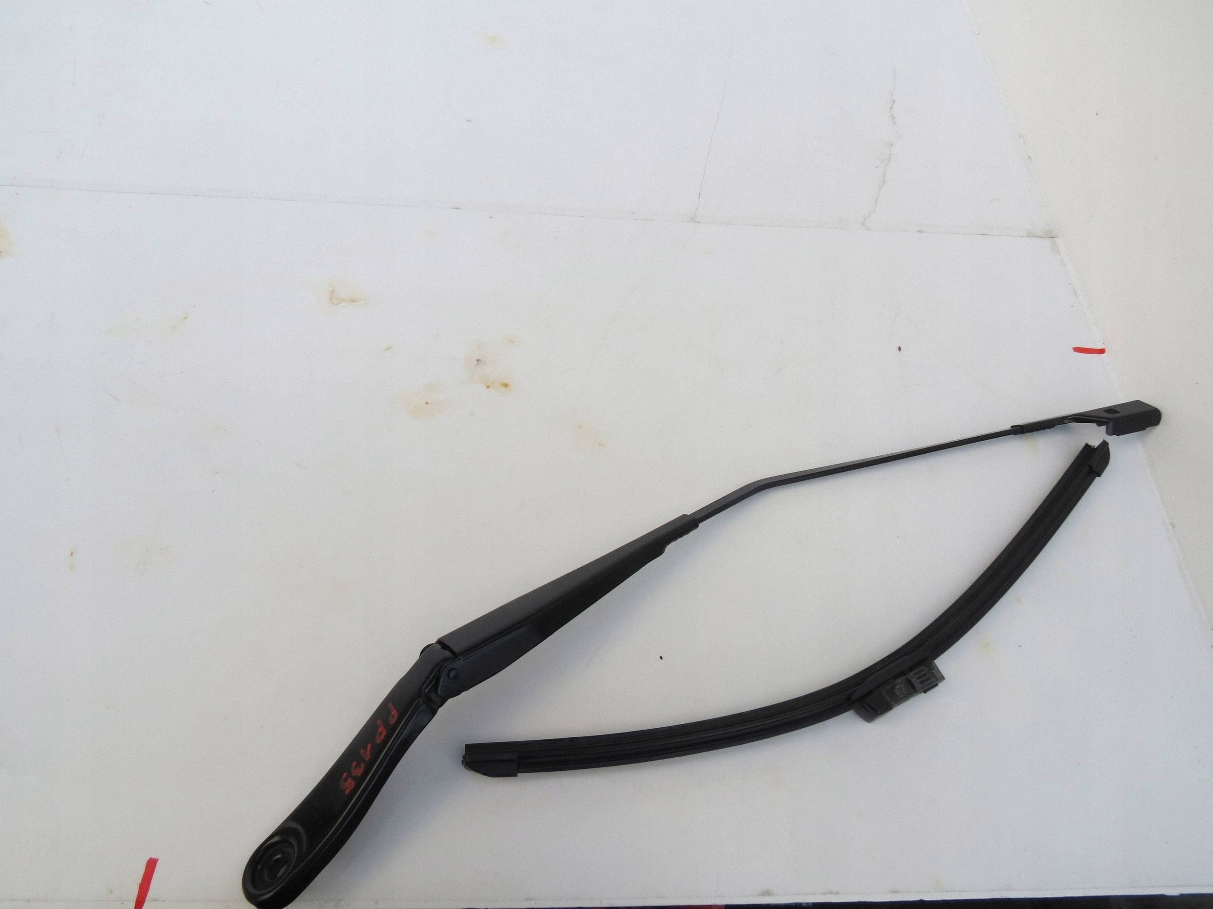wiper arm windows VOLVO V60 30753505