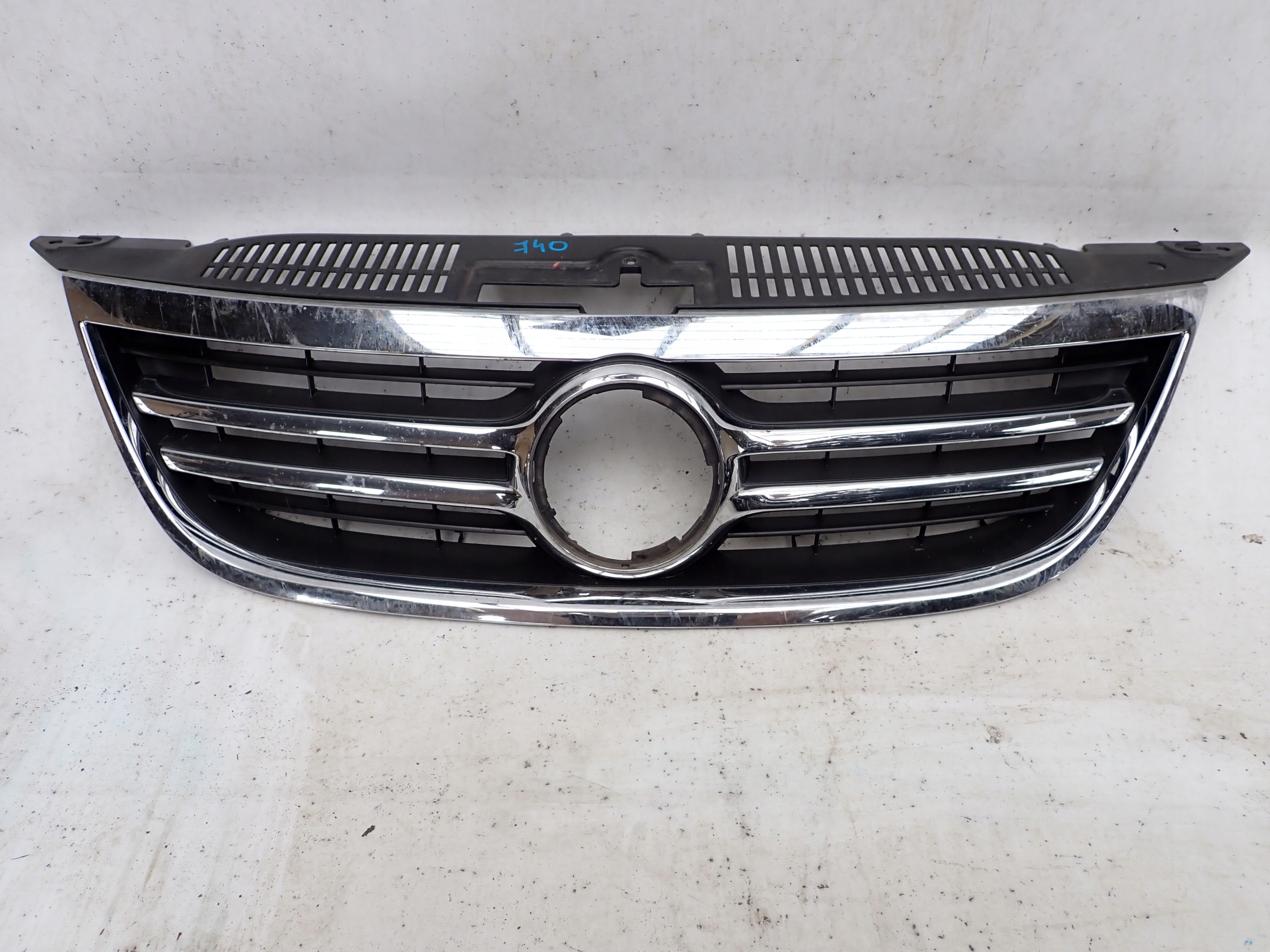 VW TIGUAN and 5N0 07- grill grille radiator