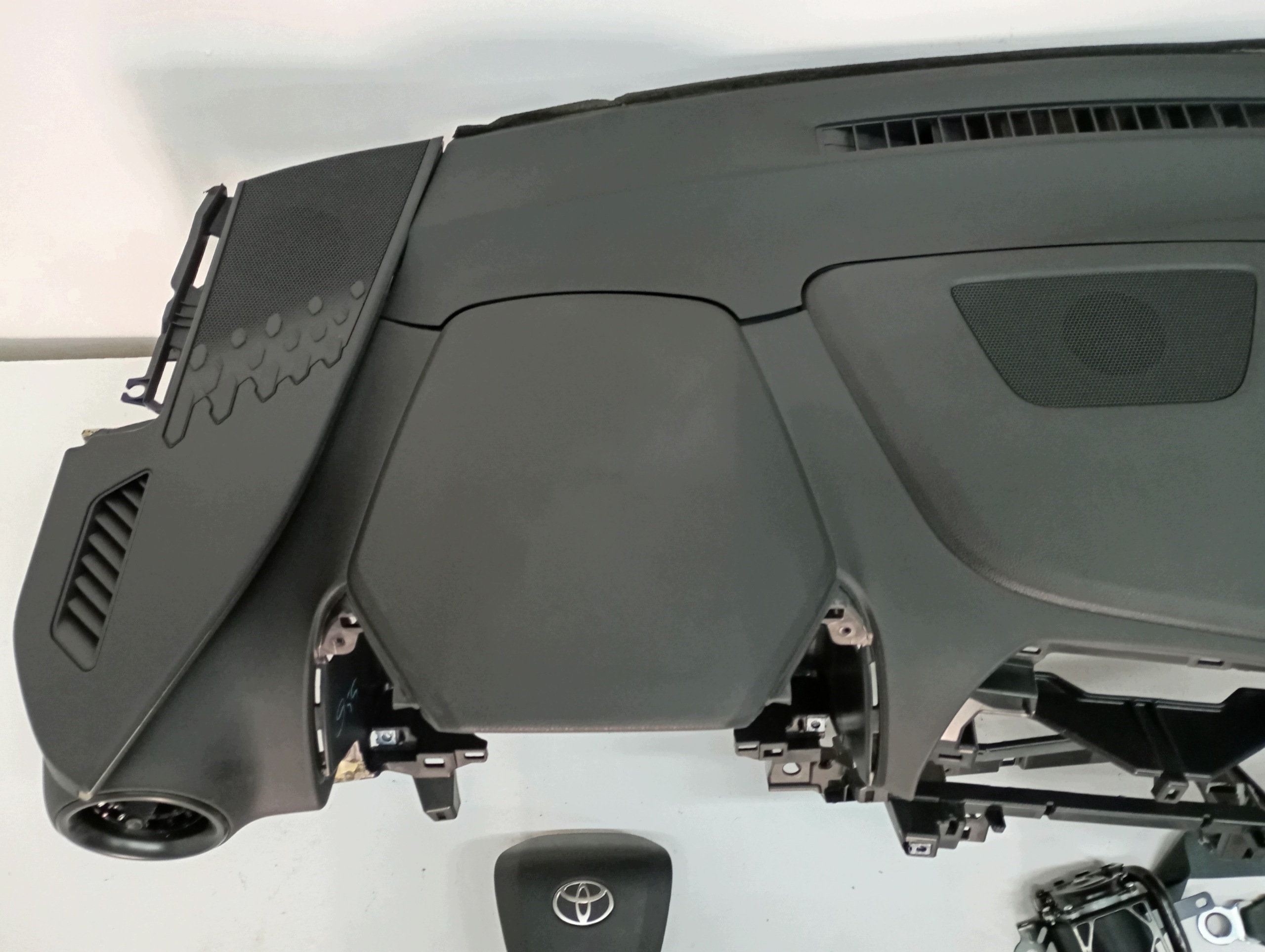 dashboard console pulpit TOYOTA CHR C-HR II 2