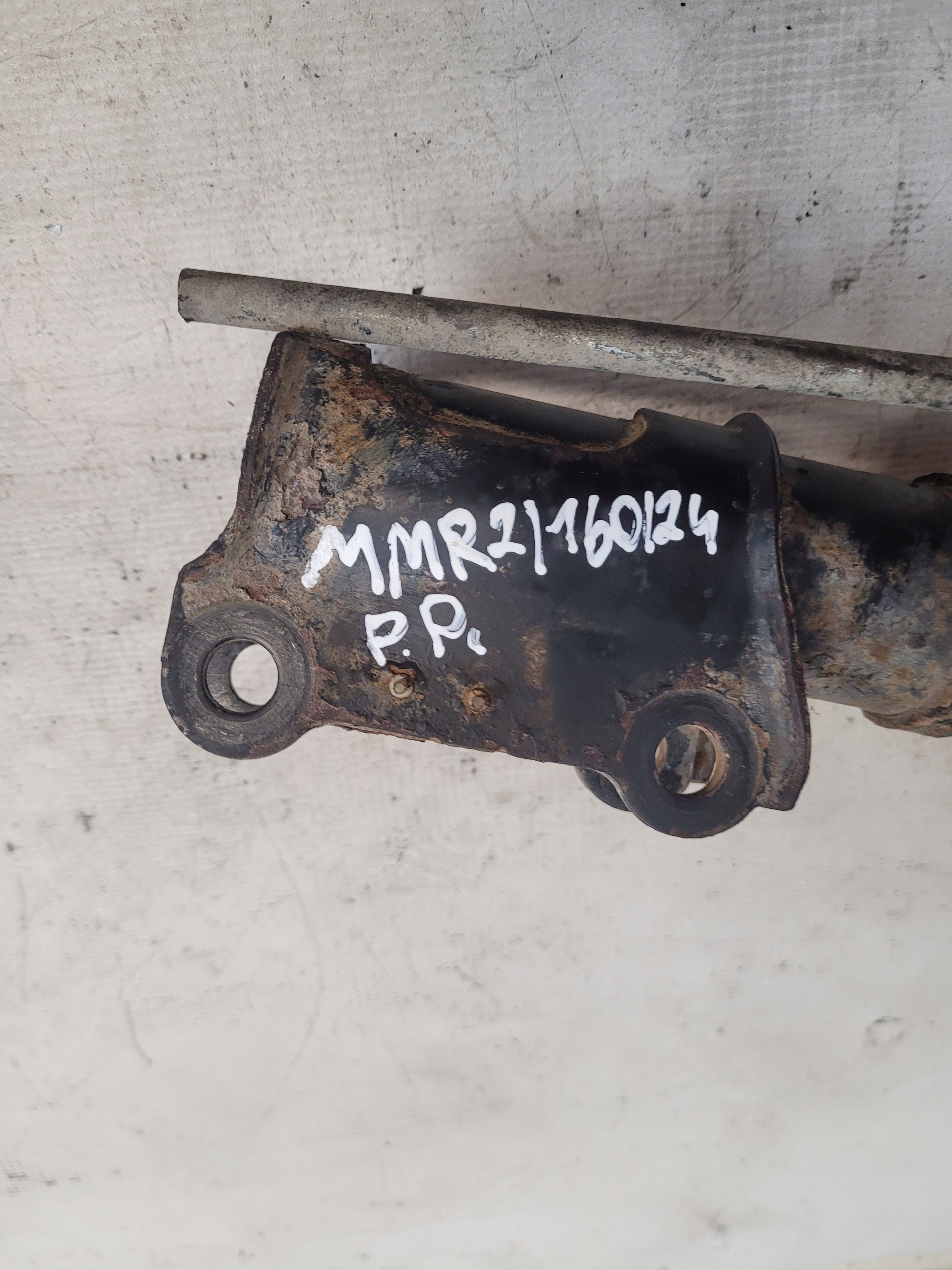 McPherson shock absorber right front VOLVO V70 II 2.5T 03r.