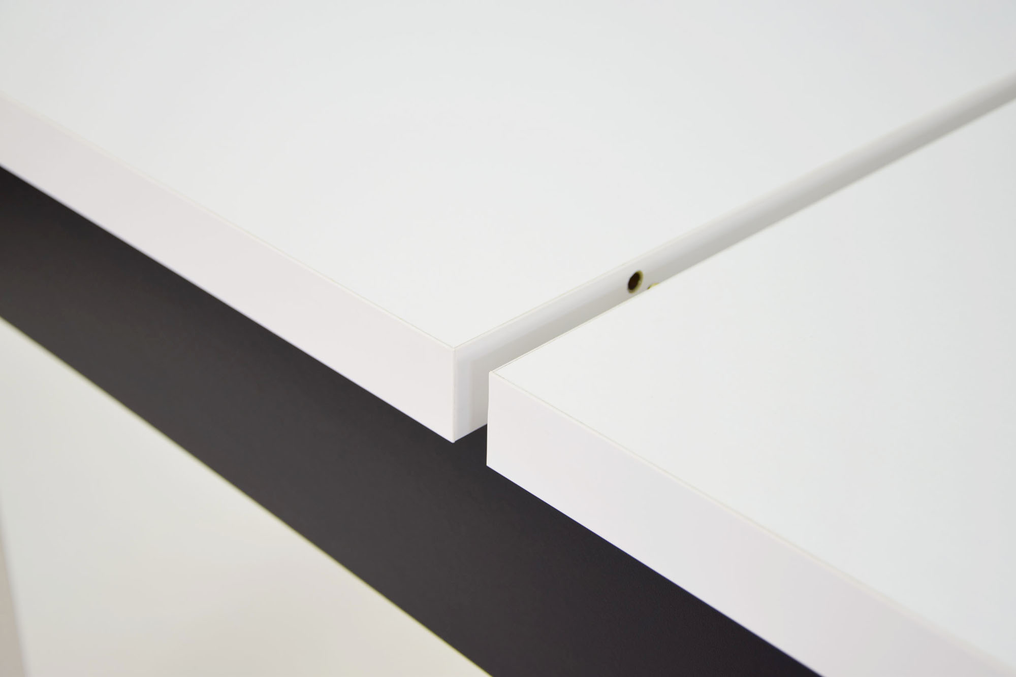 Stół kuchenny rozkładany i 6 krzeseł EKO czarne Wielkość stołu 6 osobowy