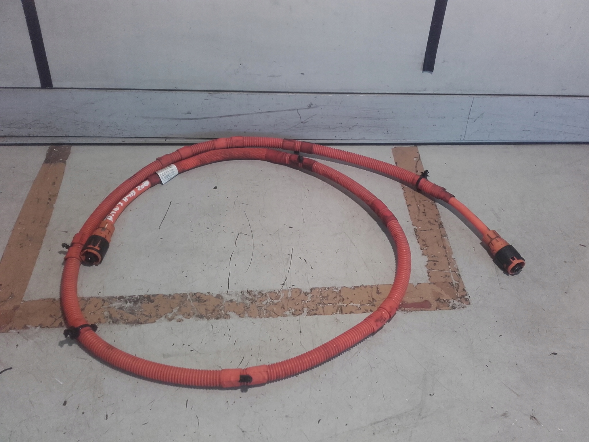 BMW 3 F30 PRZEWOD WYSOKIEGO NAPIECIA 6824114 330e