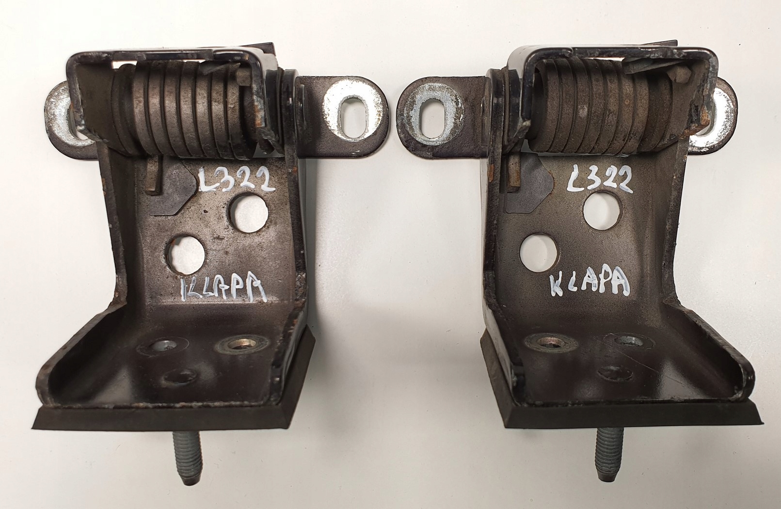 Петли клапанов Range ROVER III L322 пара