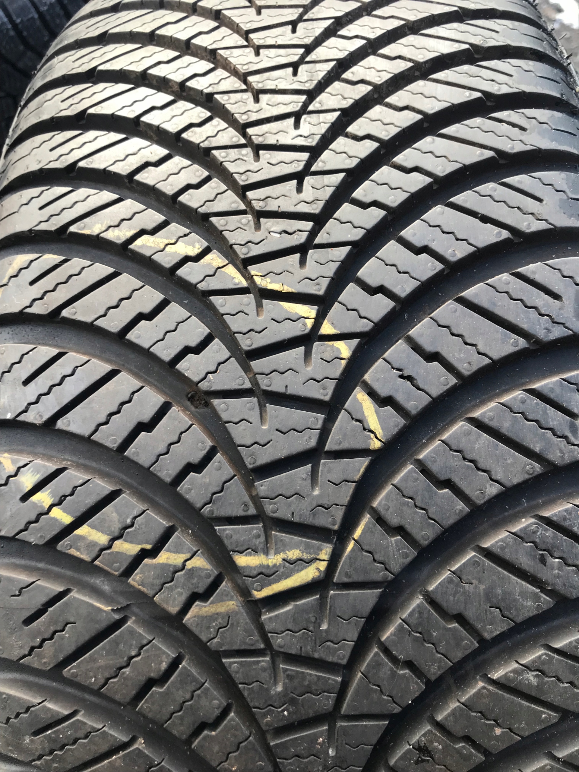 1x Falken EuroAll Season AS210 205/45R17