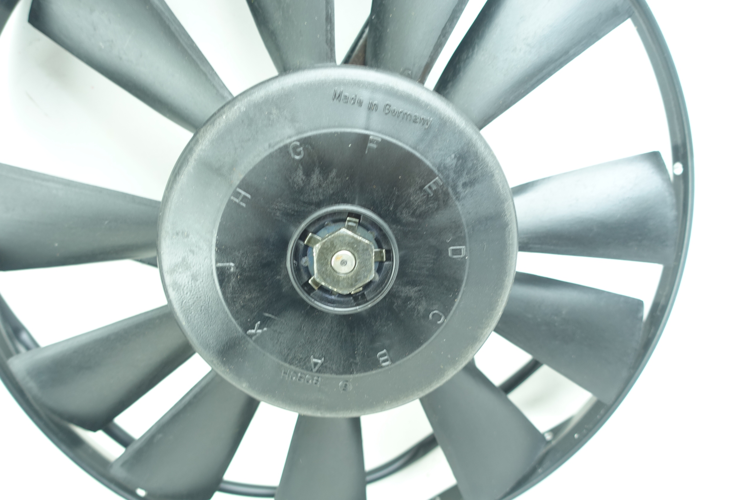 WENTYLATOR CHŁODNICY 90510210 ASTRA F CORSA B Producent części Bosch