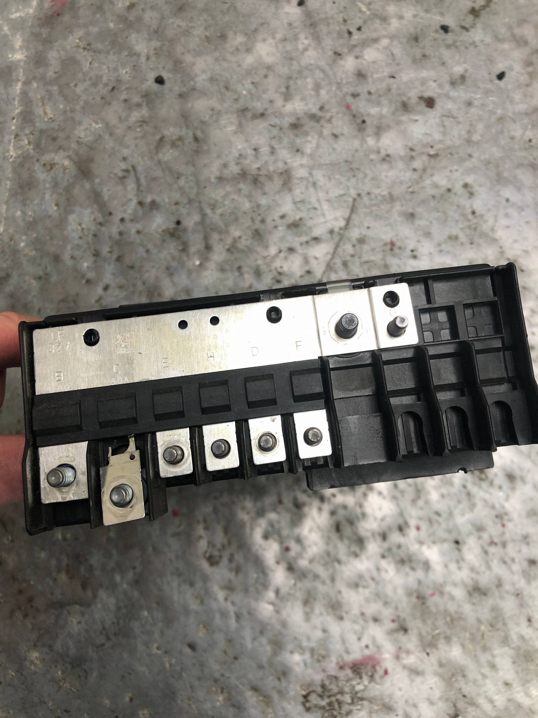 fuse box AUDI A3 8P LIFT 1K0937125D