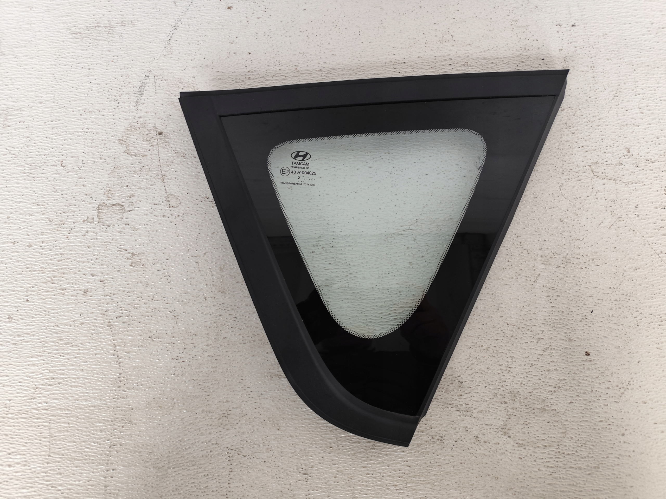 HYUNDAI BAYON 2022 window right rear bodywork