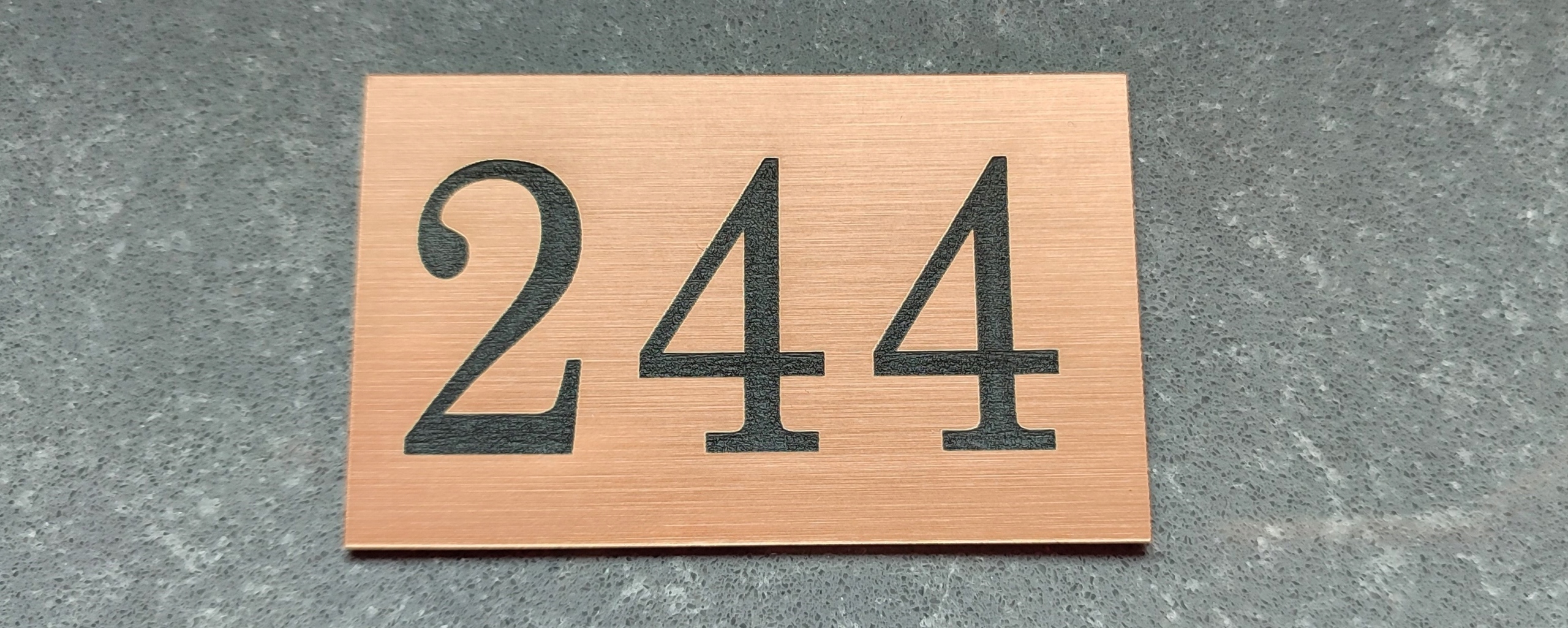 Numer na drzwi tabliczka samoprzylepna Kod producenta MegaGraw