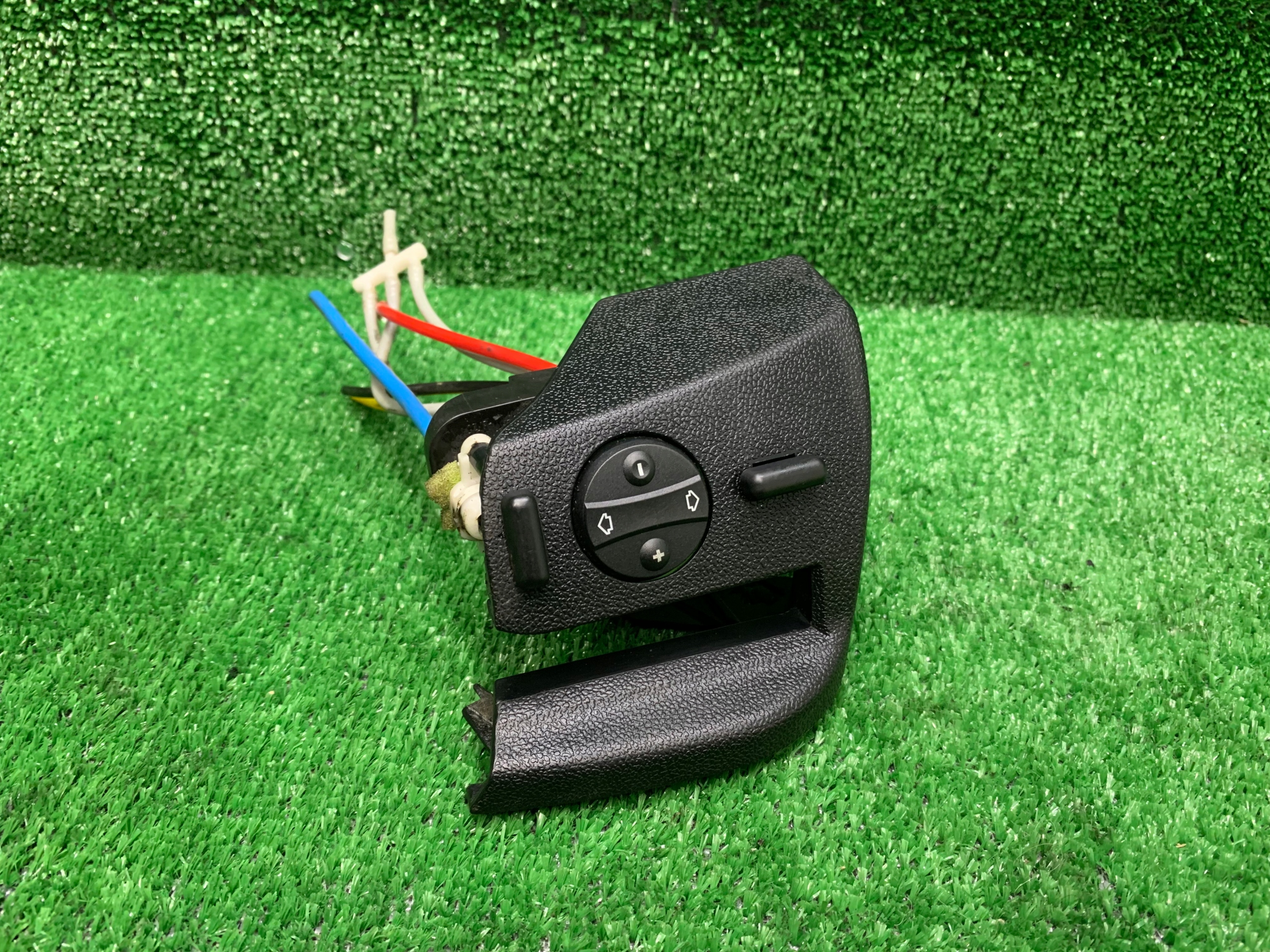 MERCEDES W211 STEROWANIE LEWEGO FOTELA A2119184130
