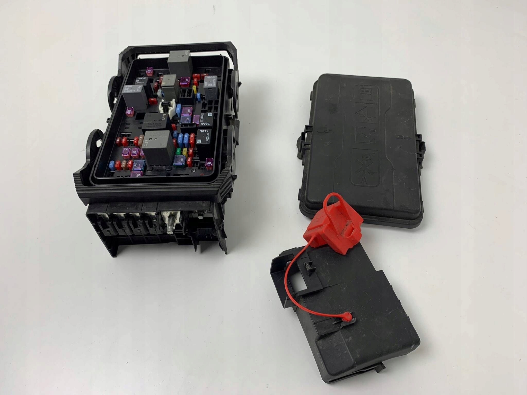 INSIGNIA B Module fusibles 39116627