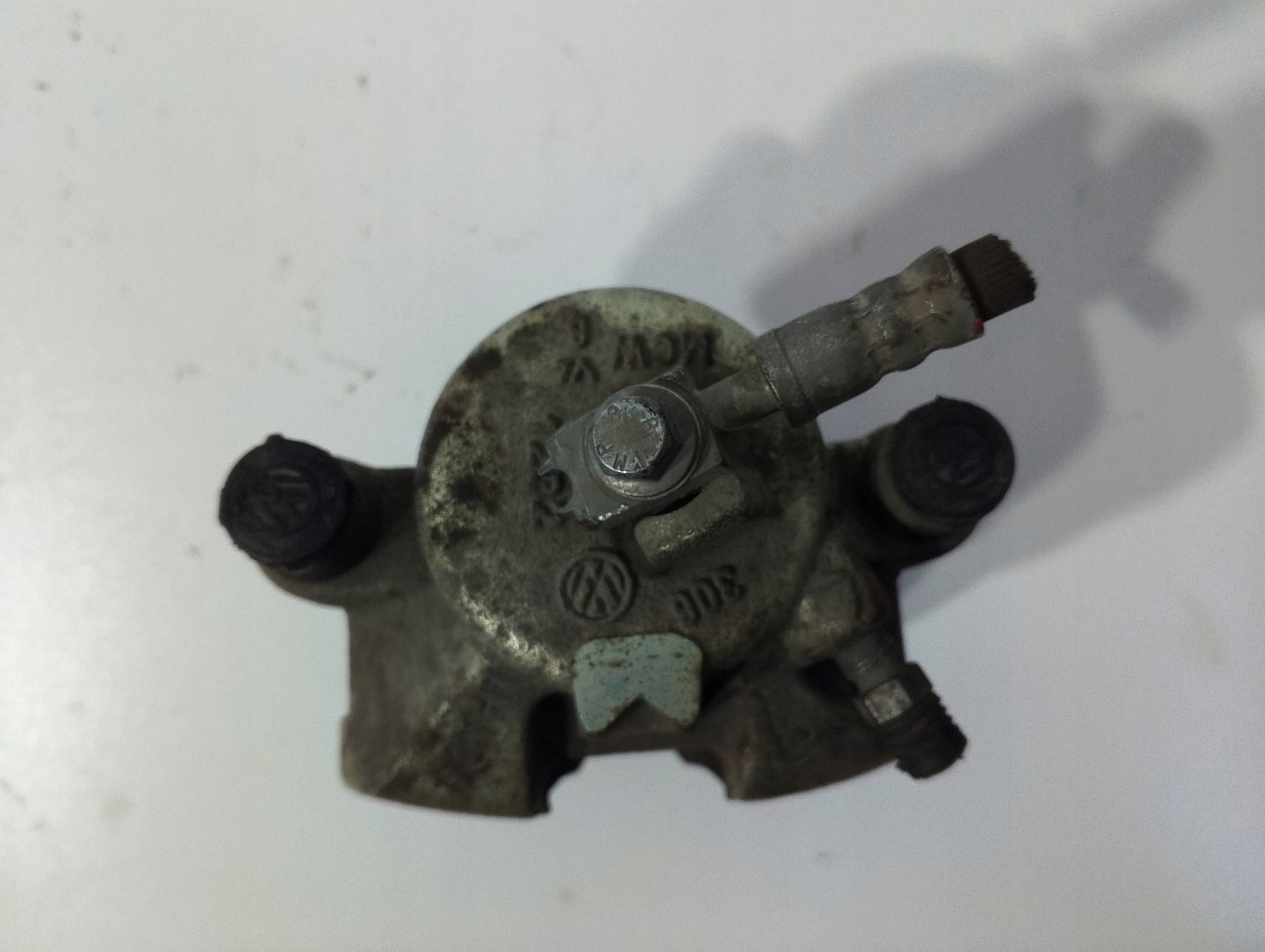 Skoda Kamiq Aidi A1 VW T-Cross caliper brake front left (B543)