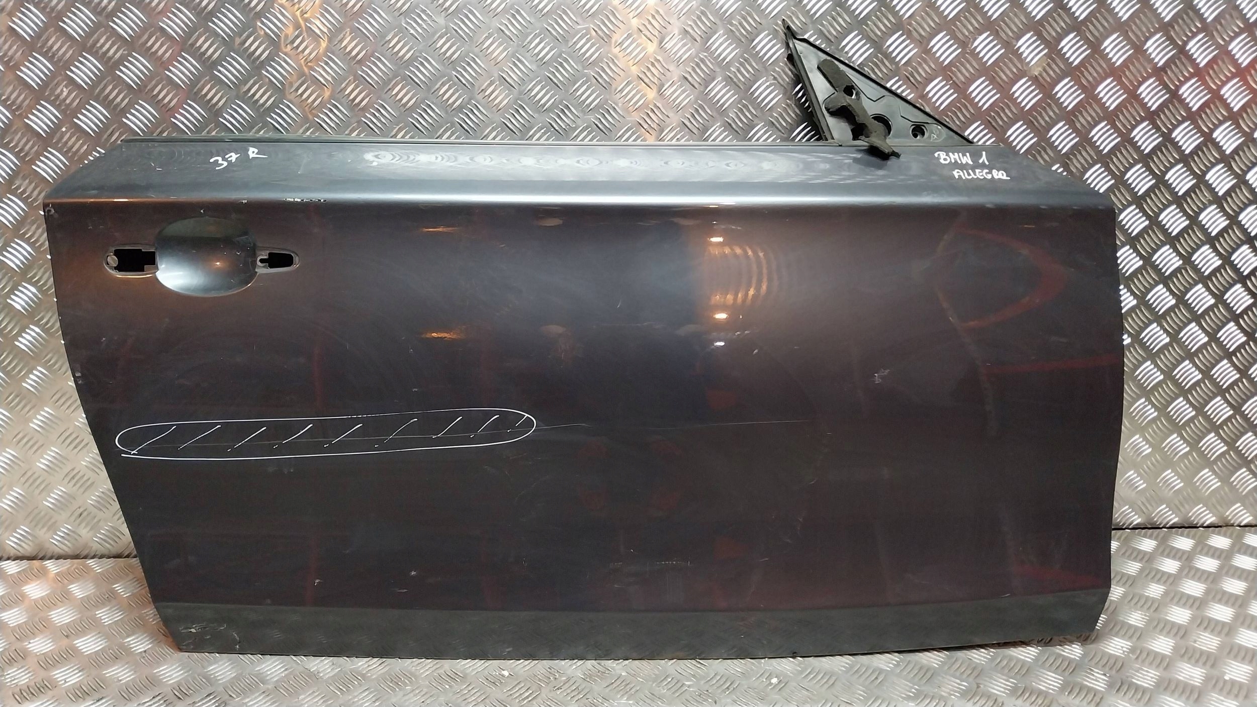 dvere pravé BMW 1 E88 E81 E82 COUPE CABRIO 07
