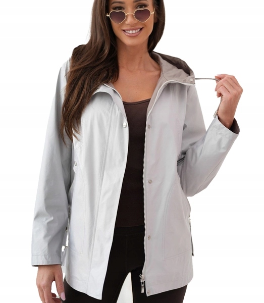 Módní přechodová bunda na jaro z kluzkého materiálu Kama 42