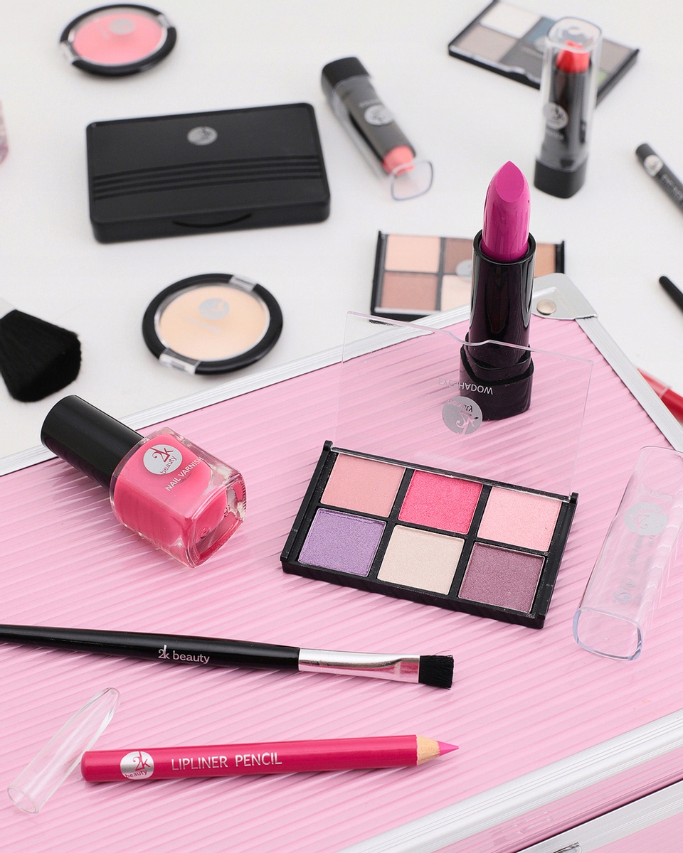 2K MISS PINKY BORN TO BE PINK NEW YORK KUFEREK Z KOSMETYKAMI Marka 2K