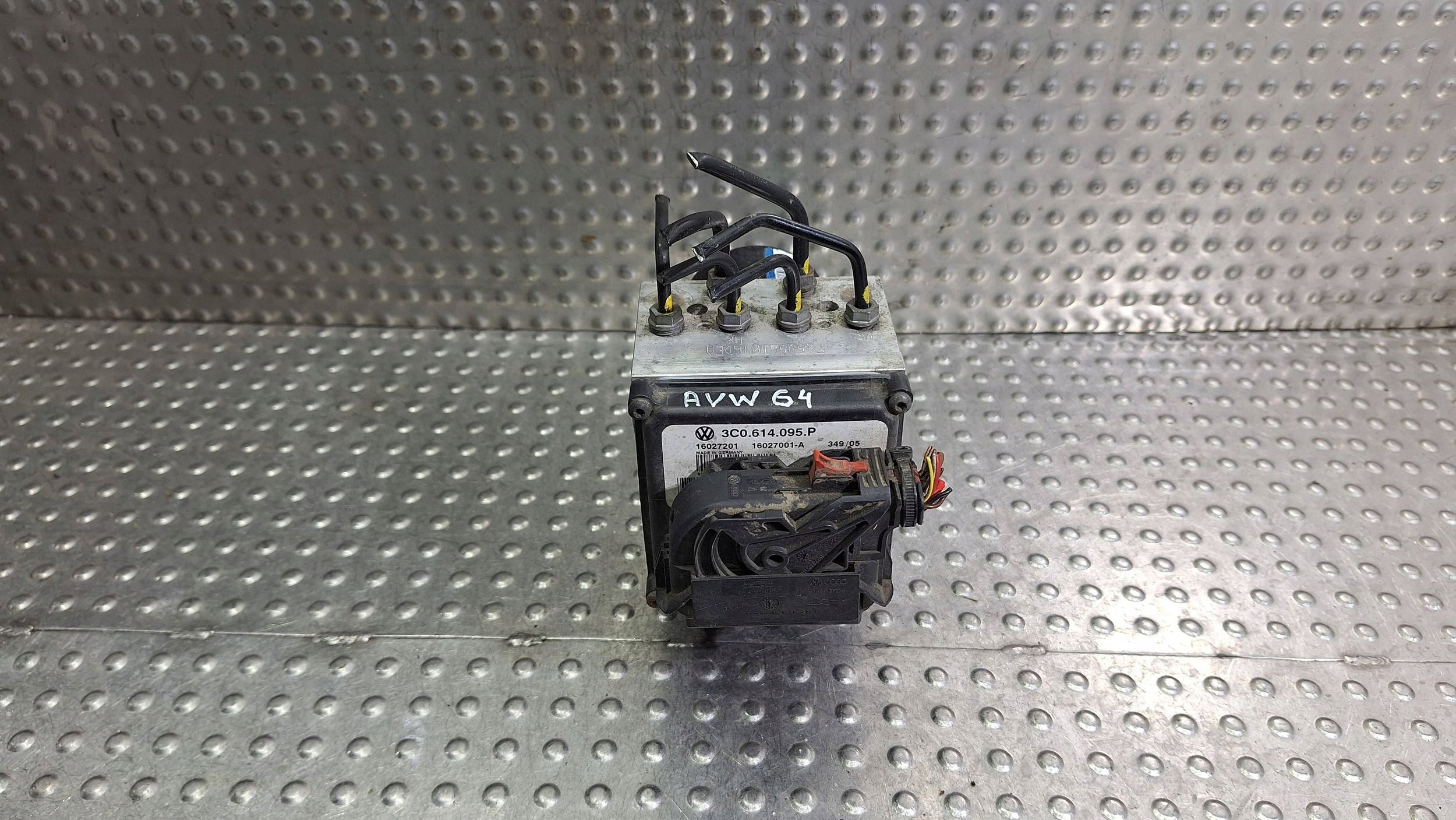 pump control unit ABS 3C0614095P VW PASSAT B6