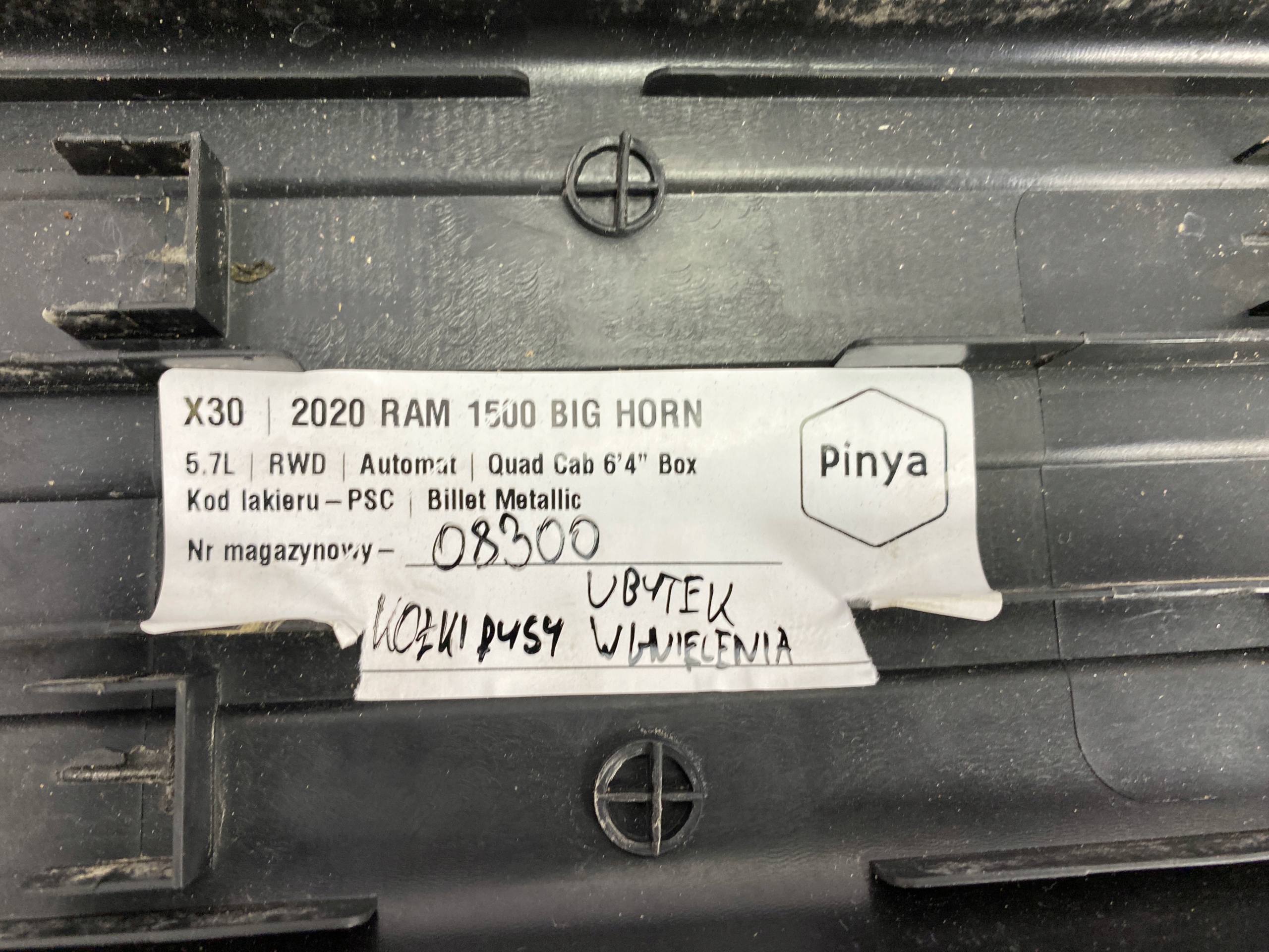 lista fedél paki Ram 1500 2019+ USA