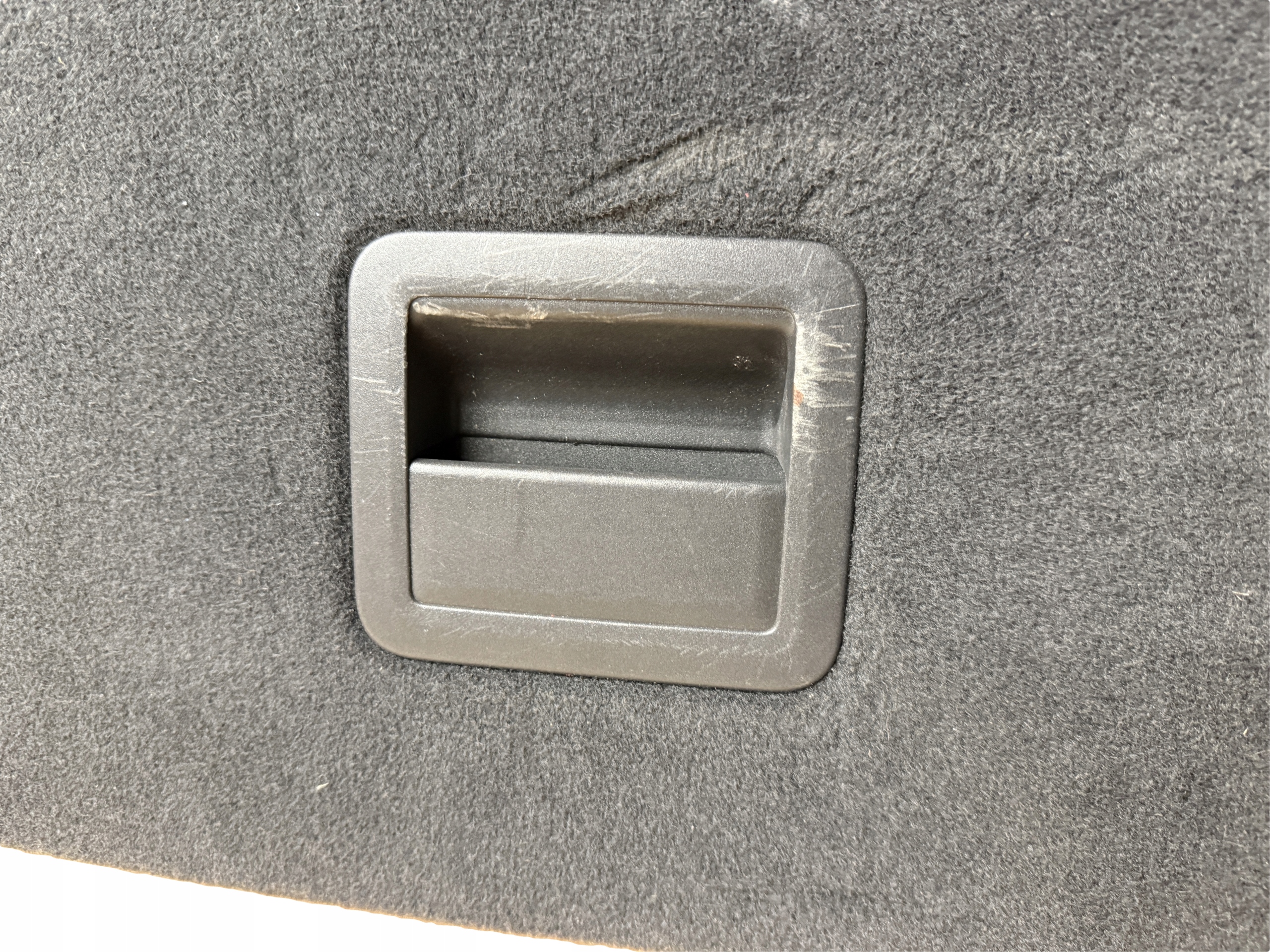 AUDI A3 8Y SPORTBACK floor boot 8Y4861529