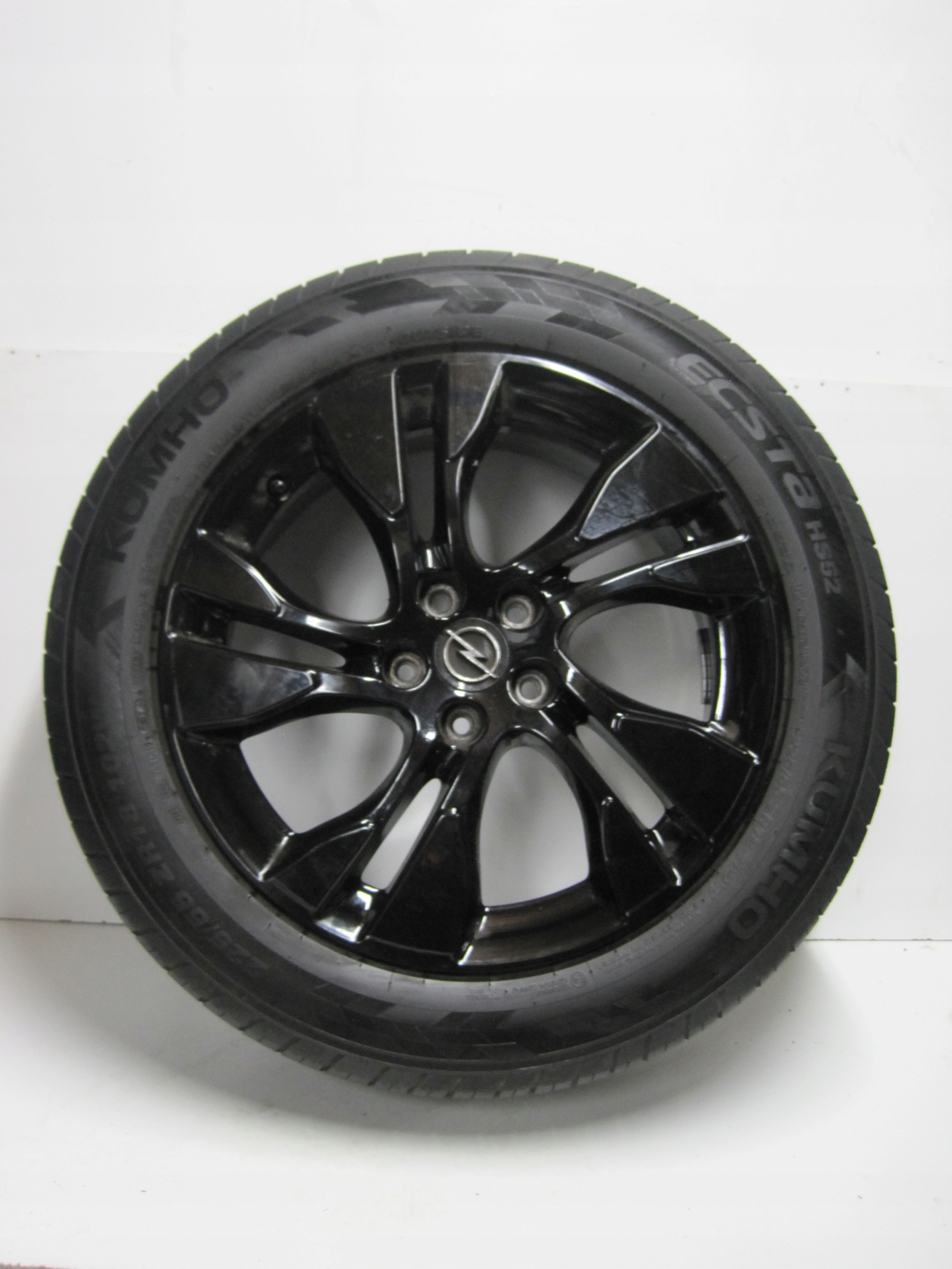 wheels discs tyres OPEL GRANDLAND R18 24R