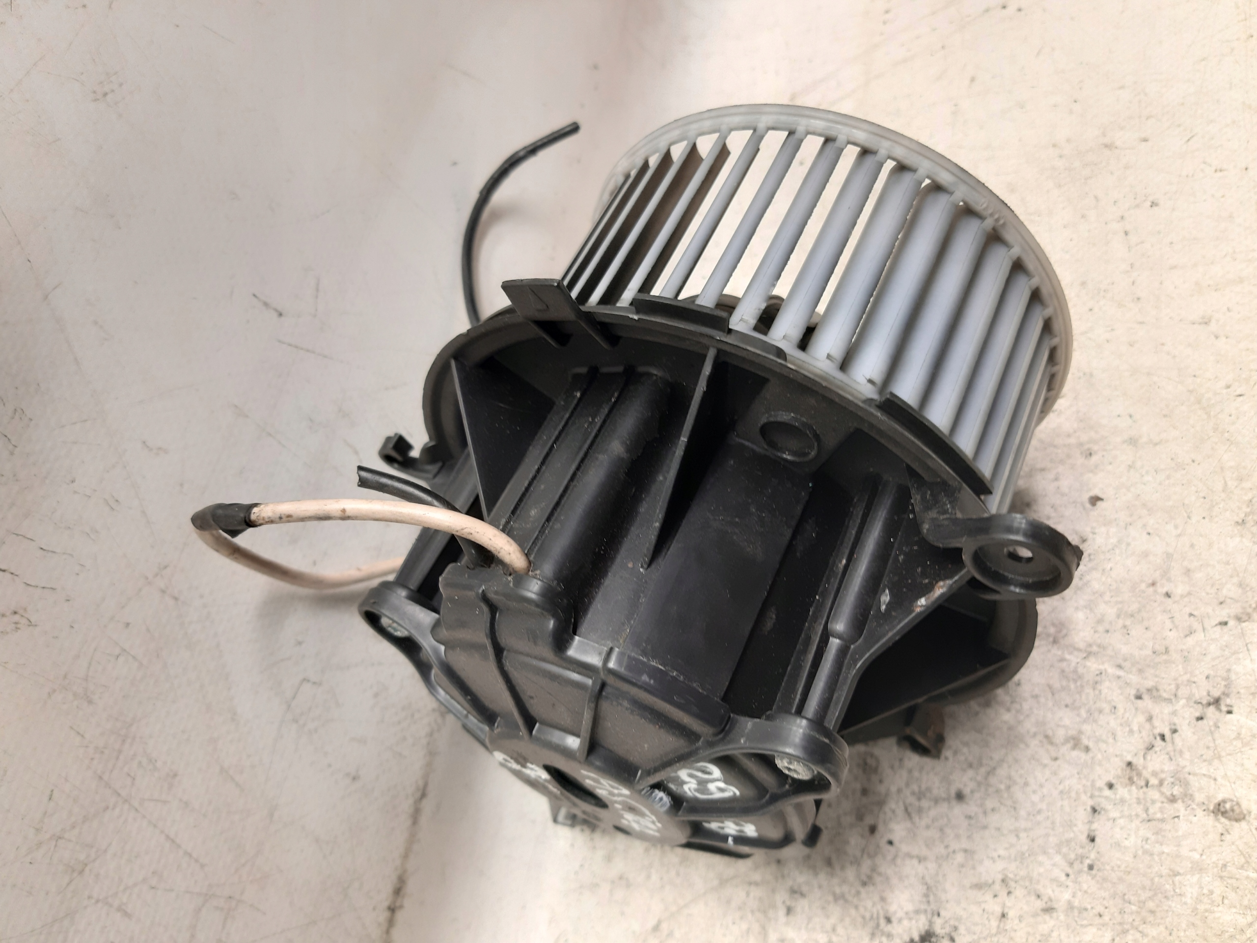 Opel ASTRA J IV 4 DMUCHAWA Lüfter des lüfters