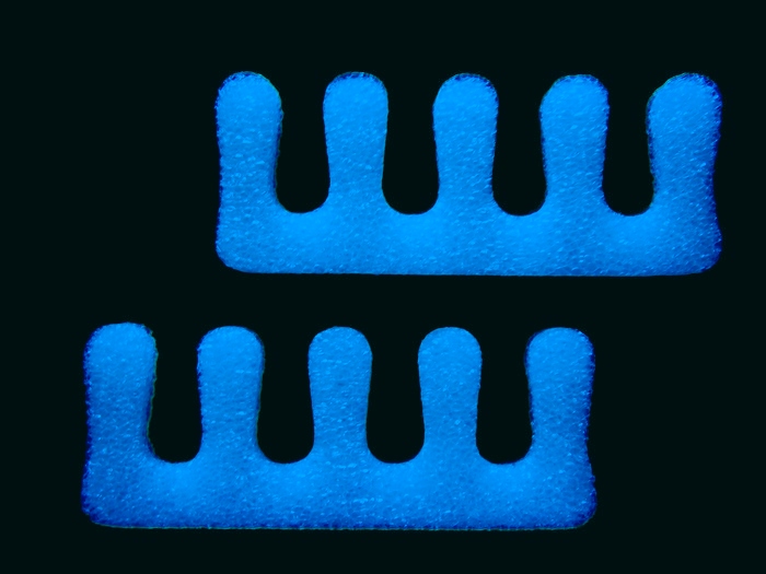 SEPARATORY PIANKOWE DO PEDICURE 400 SZT (200 PAR) Materiał pianka