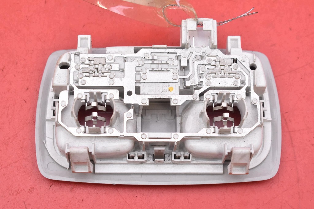 light lighting of the interior front 264302900R DACIA DUSTER 2 II 17-21