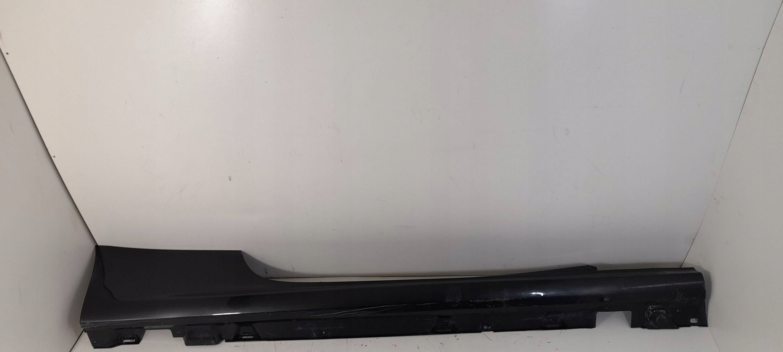Mercedes-Benz CLE C236 moulding threshold right A2366980200 (T333)