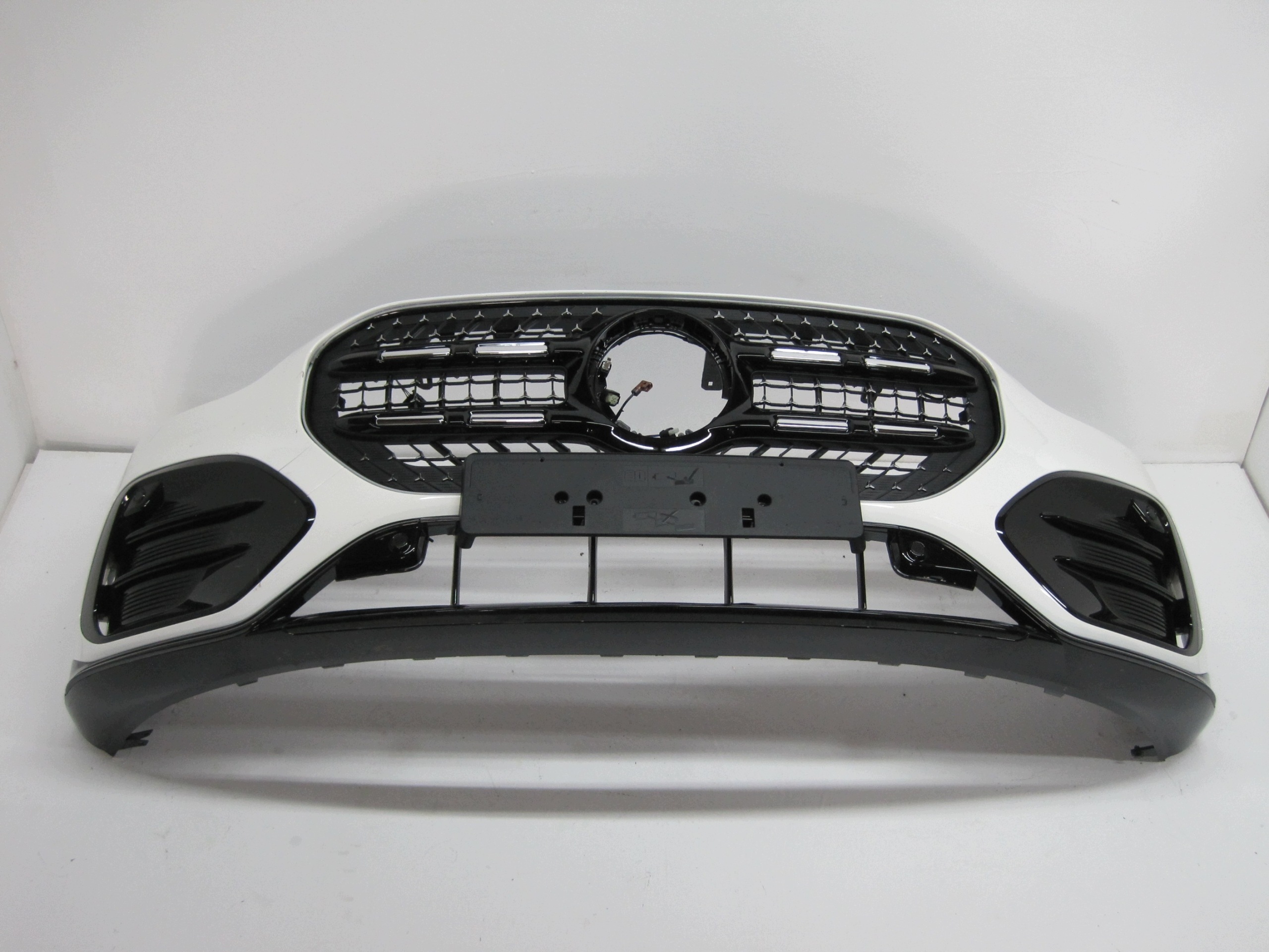 front bumper MERCEDES GLB A244 6 PDC 26R front NR 388