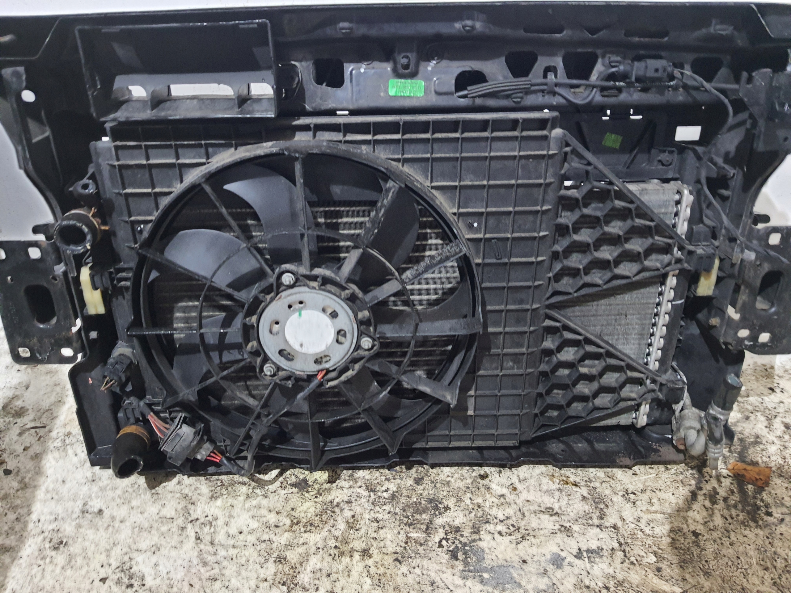 VOLKSWAGEN POLO V 6R 07-14 support panel for radiators petrol
