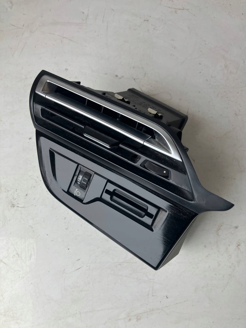 grid air conditioning devices left CITROEN C4 PICASSO II EUROPA CHROM #28
