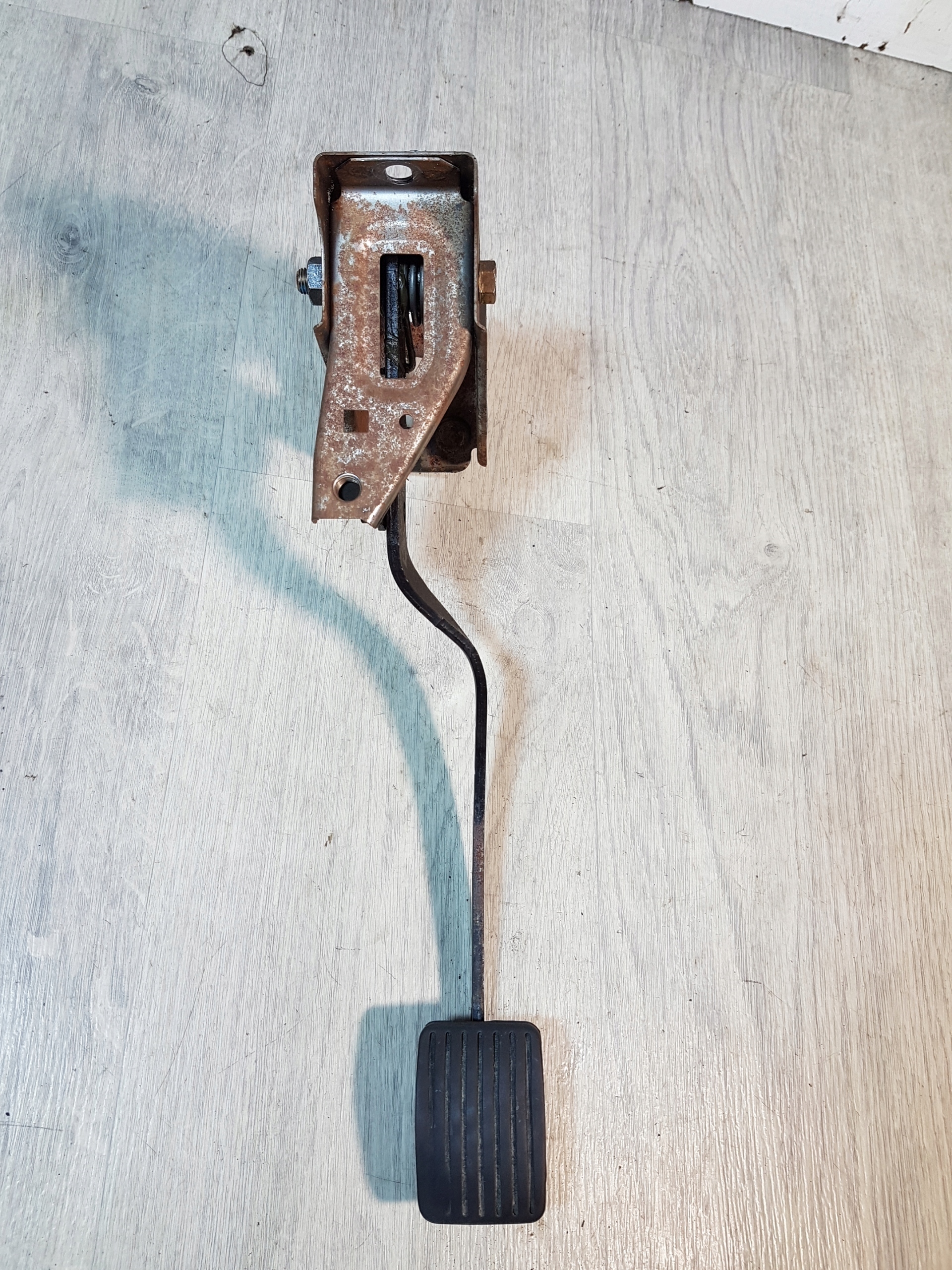 PEDAŁ SPRZĘGŁO VOLVO S40 V40