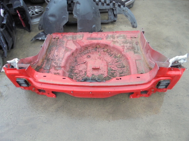 Ford FOCUS III HB 11-18r Pas tylny,wanna