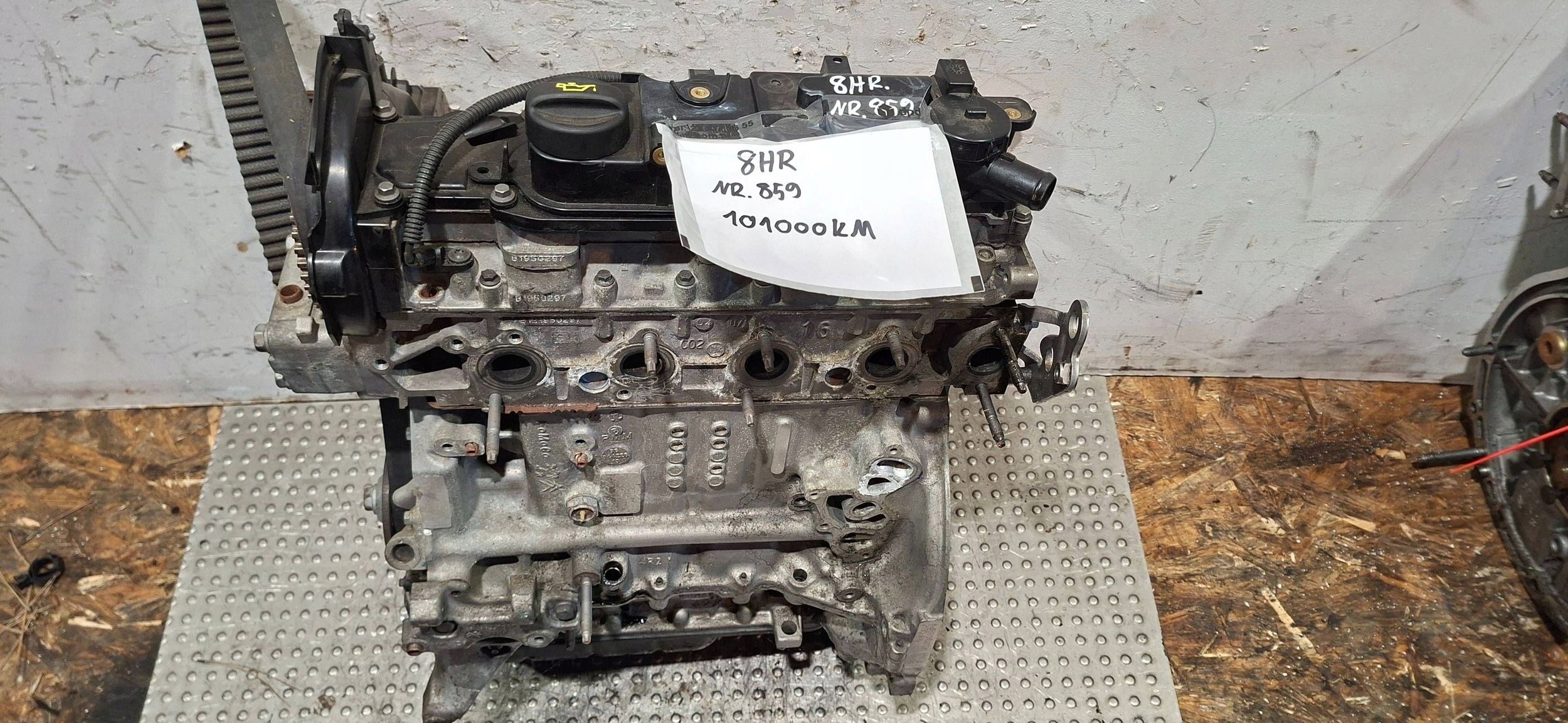 engine 8HR CITROEN C3 II DS3 1.4 EHDI 2012