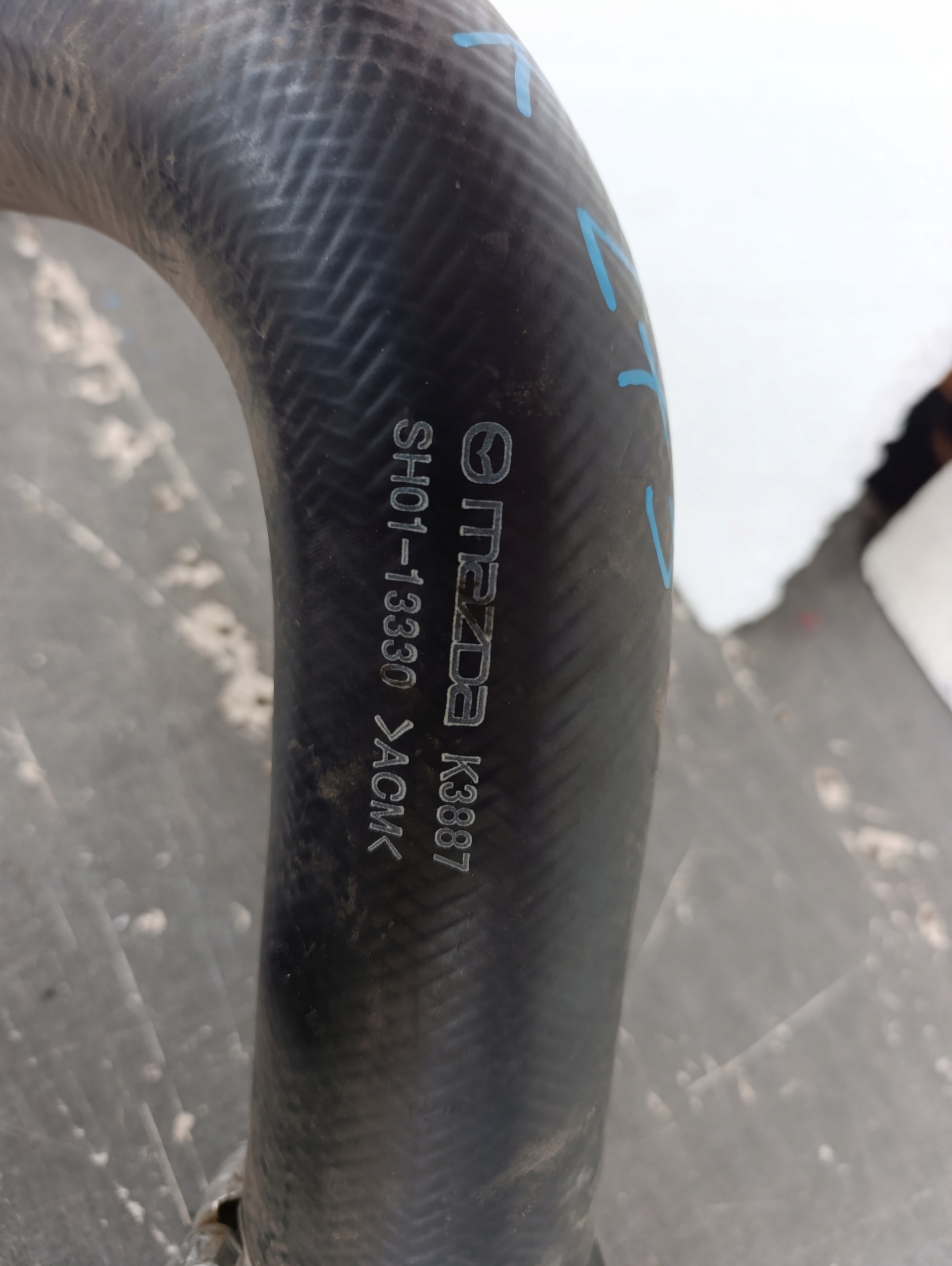 wiring pipe air hose MAZDA 3 6 2.2 D SH01-13330