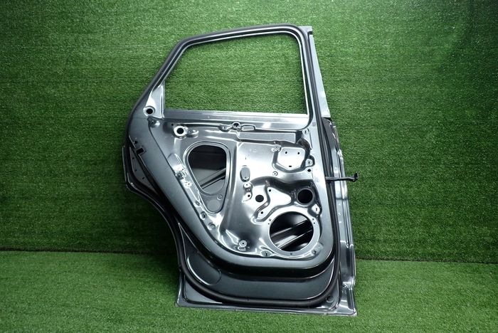 AUDI Q5 II SPORTBACK 16- door left rear. rear part