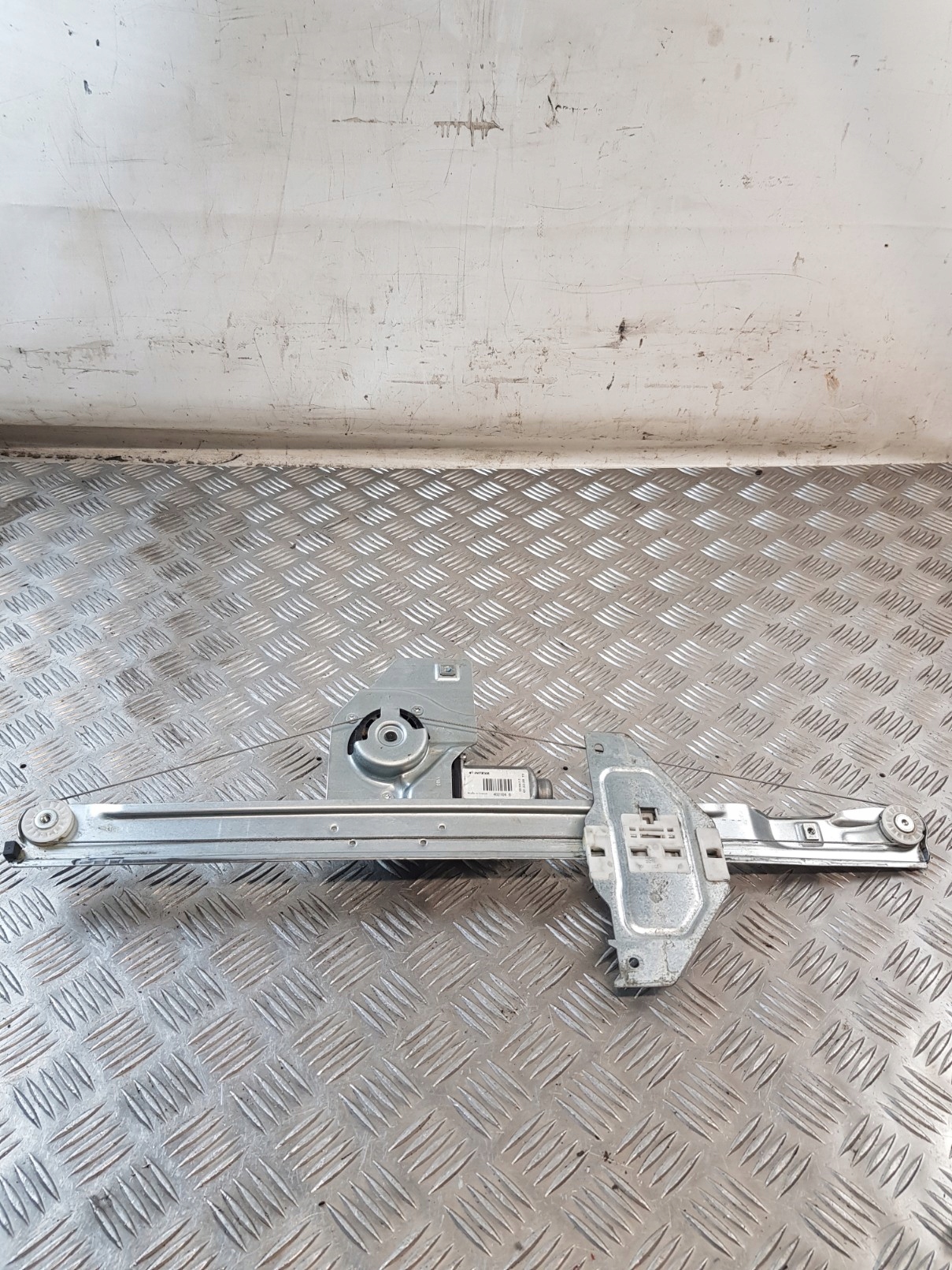 window regulator right front 2PIN 9680557880 CITROEN BERLINGO II 11R