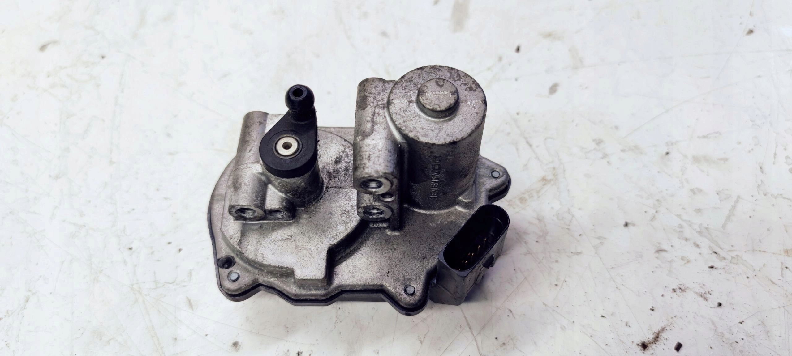 regulator KLAP header pipe AUDI A4 A5 A6 059129086L